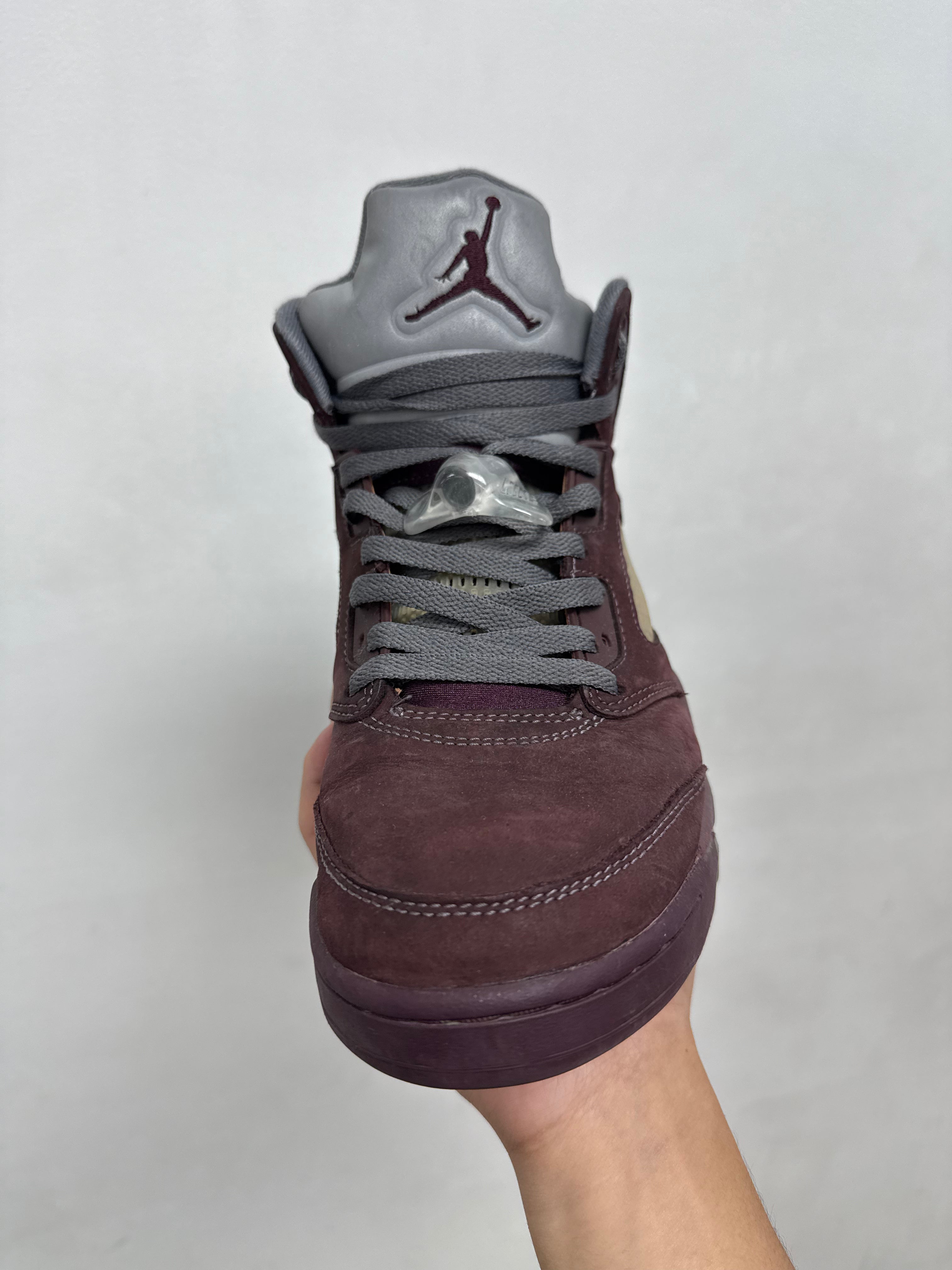 Jordan 5 Burgundy Sneakers