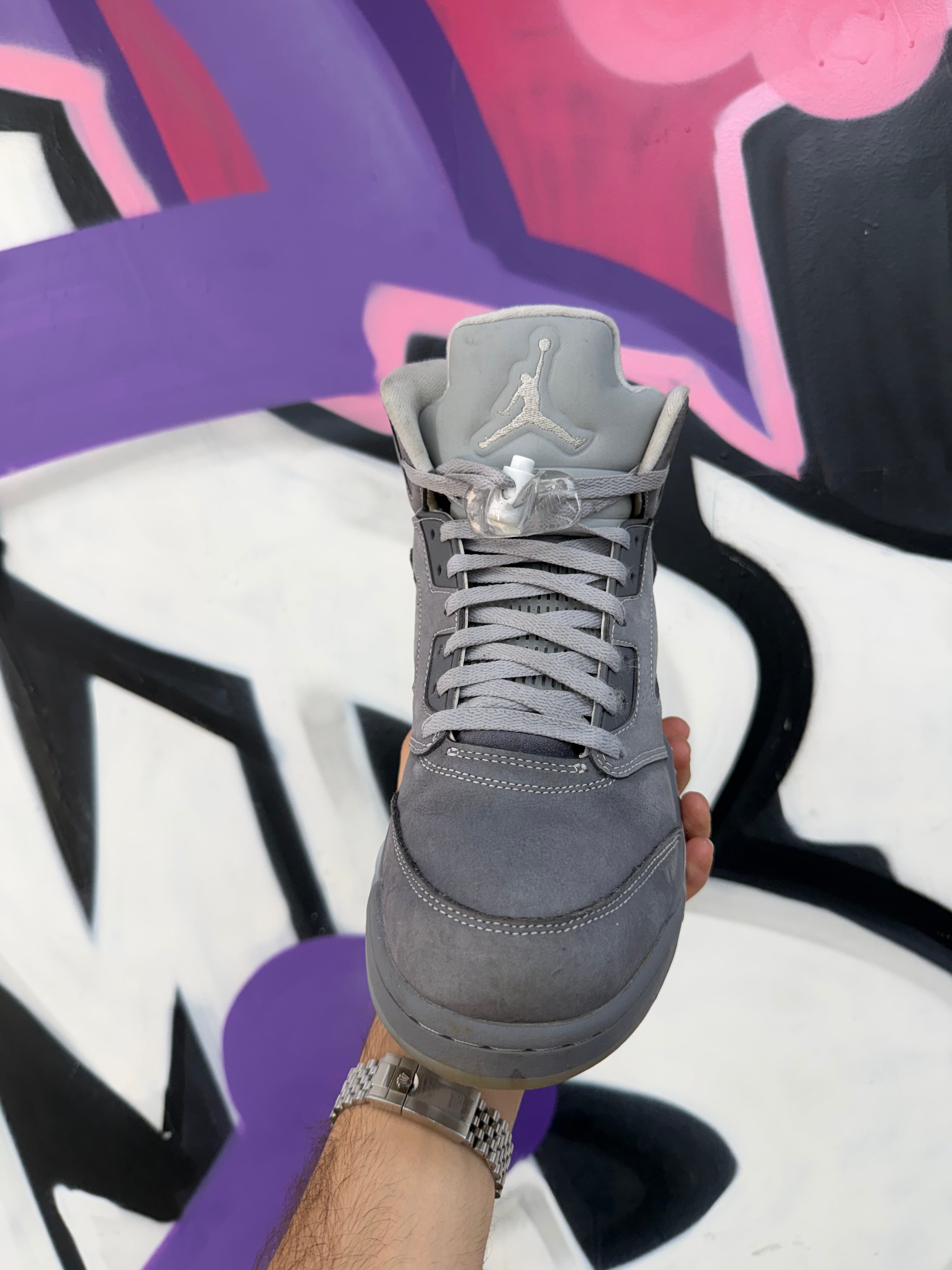 Jordan 5 Wolf Grey Sneakers