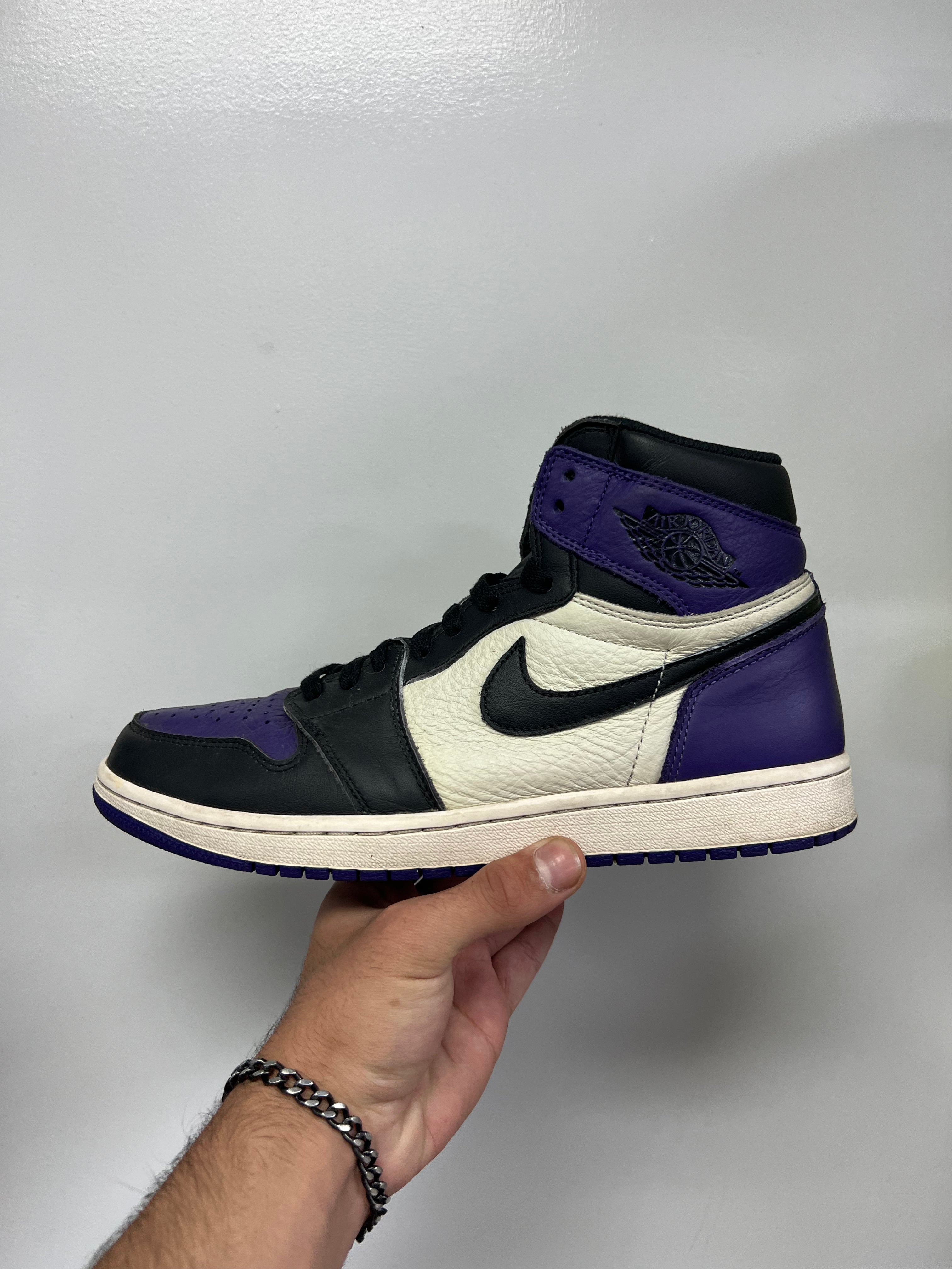 Nike Jordan 1 COurt Purple Sneakers