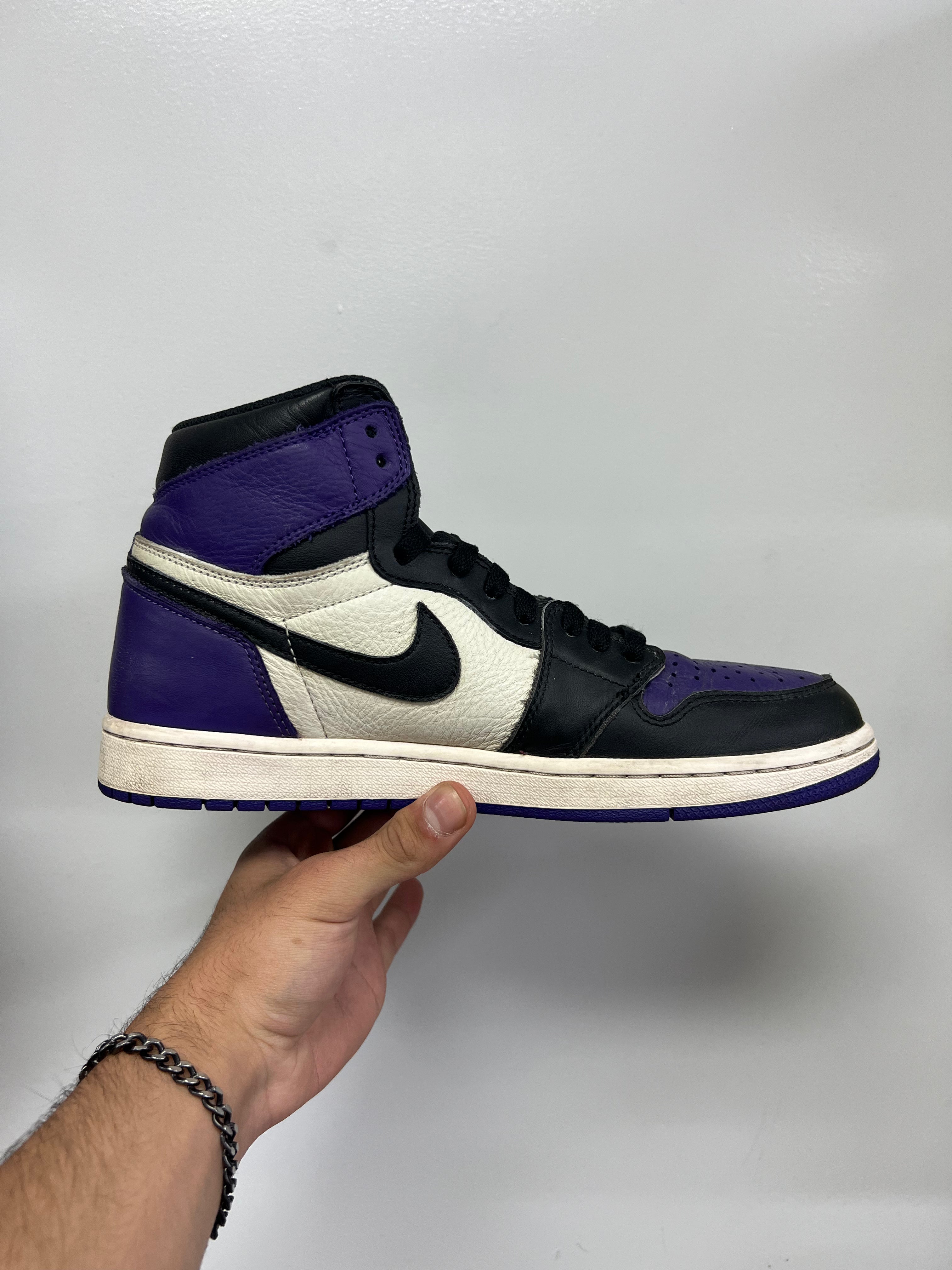 Nike Jordan 1 COurt Purple Sneakers