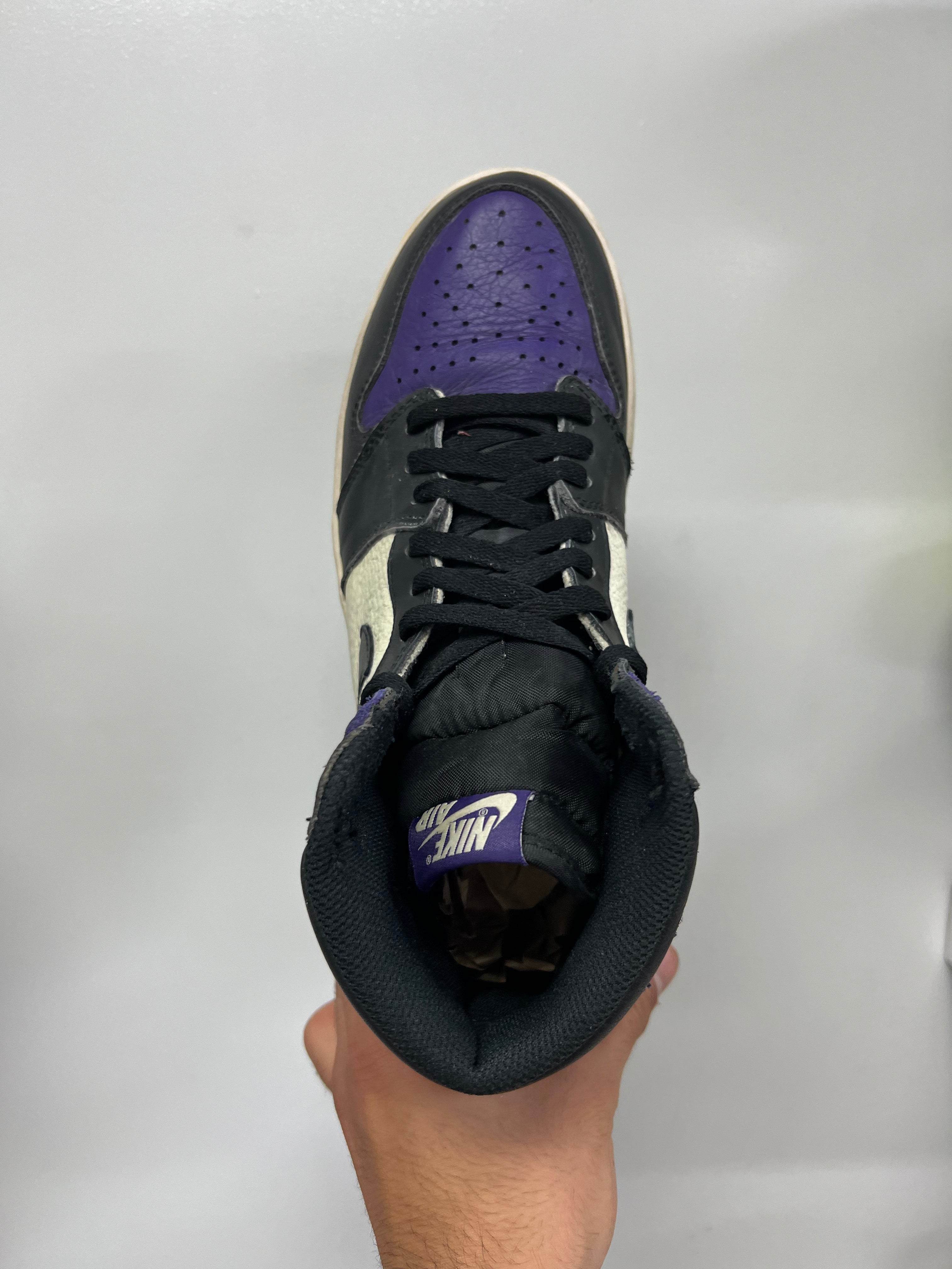 Nike Jordan 1 COurt Purple Sneakers
