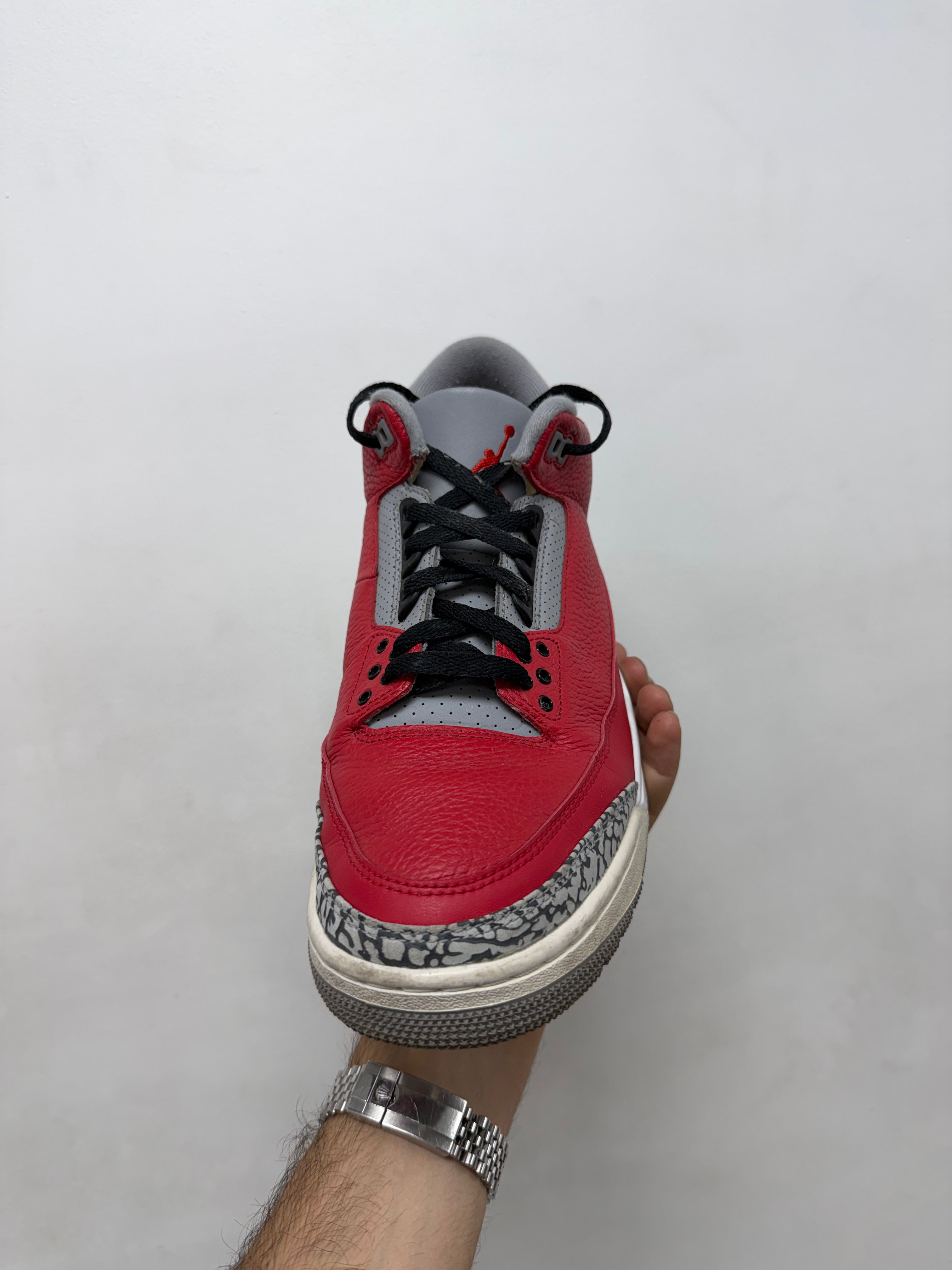 Jordan 3 Unite Fire Red Sneakers