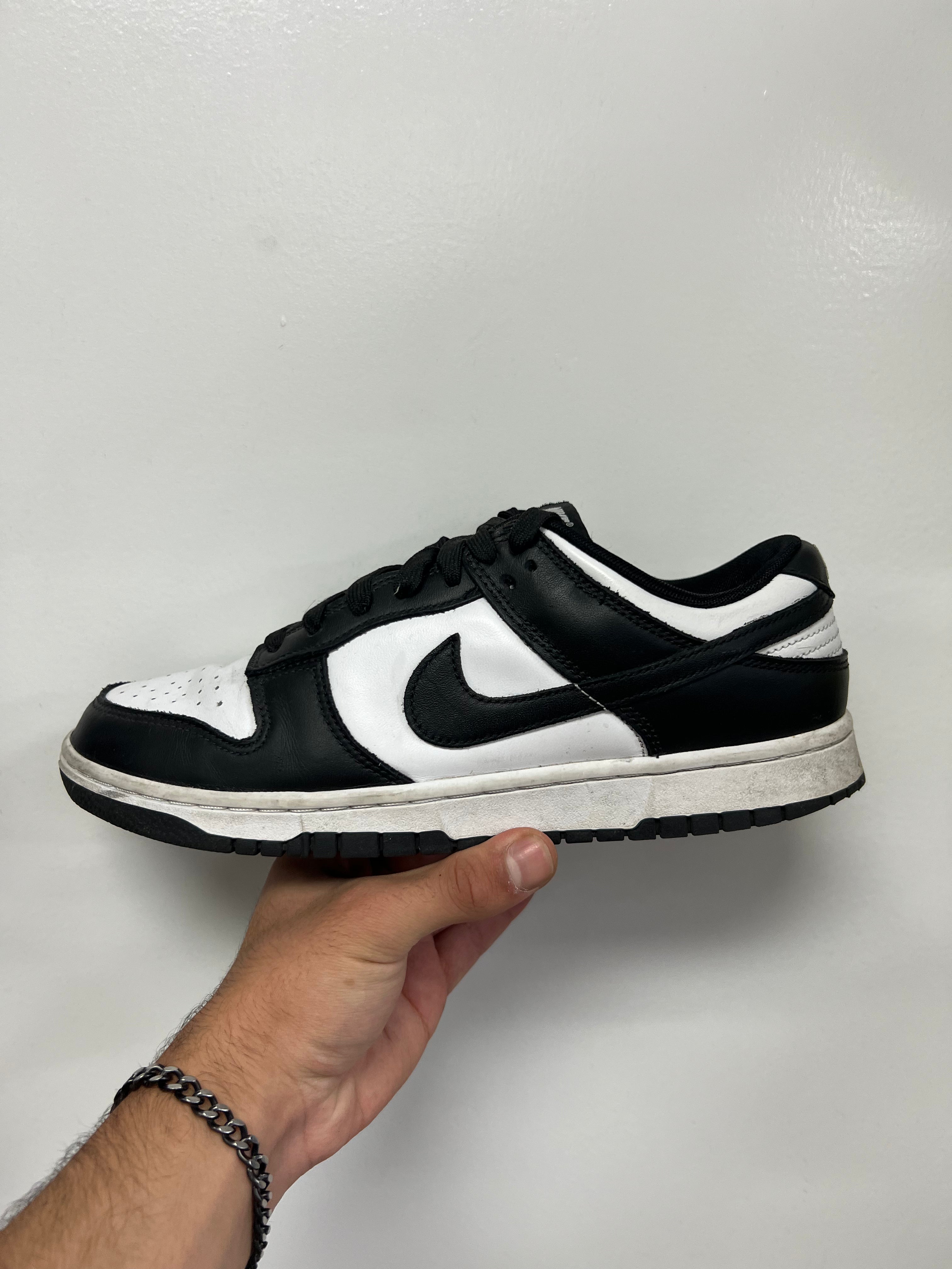 Nike Dunk Panda Sneakers