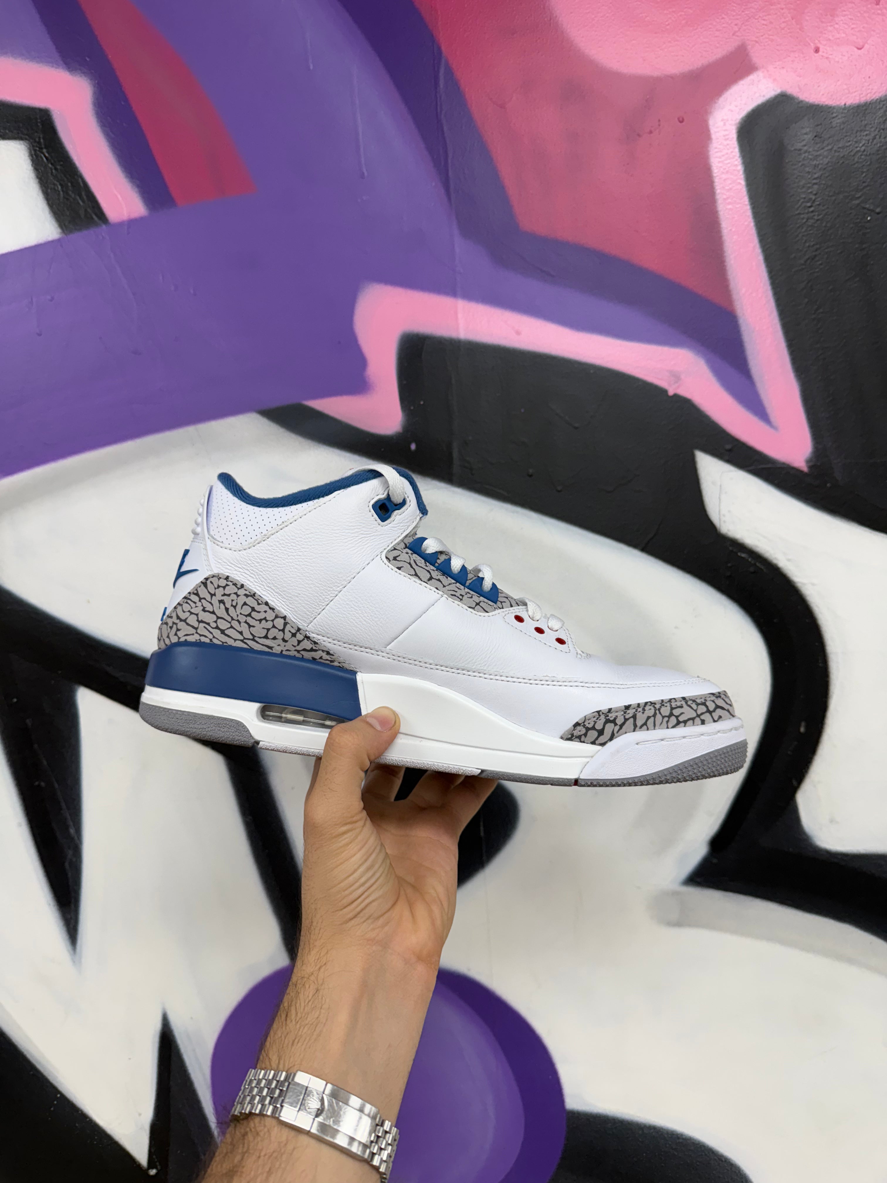 Jordan 3 True Blue Sneakers