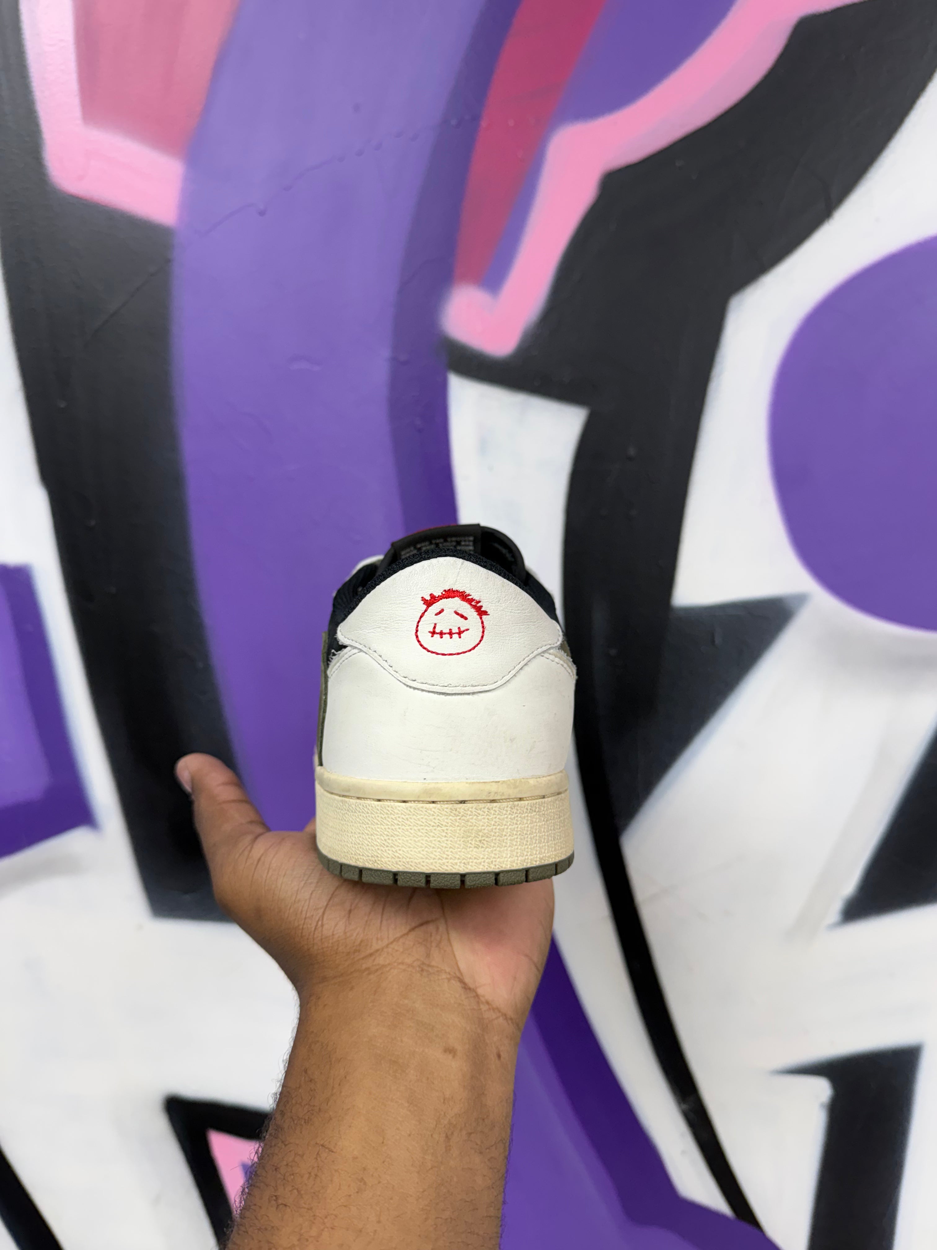 Jordan 1 Low Travis Scott Olive Sneakers