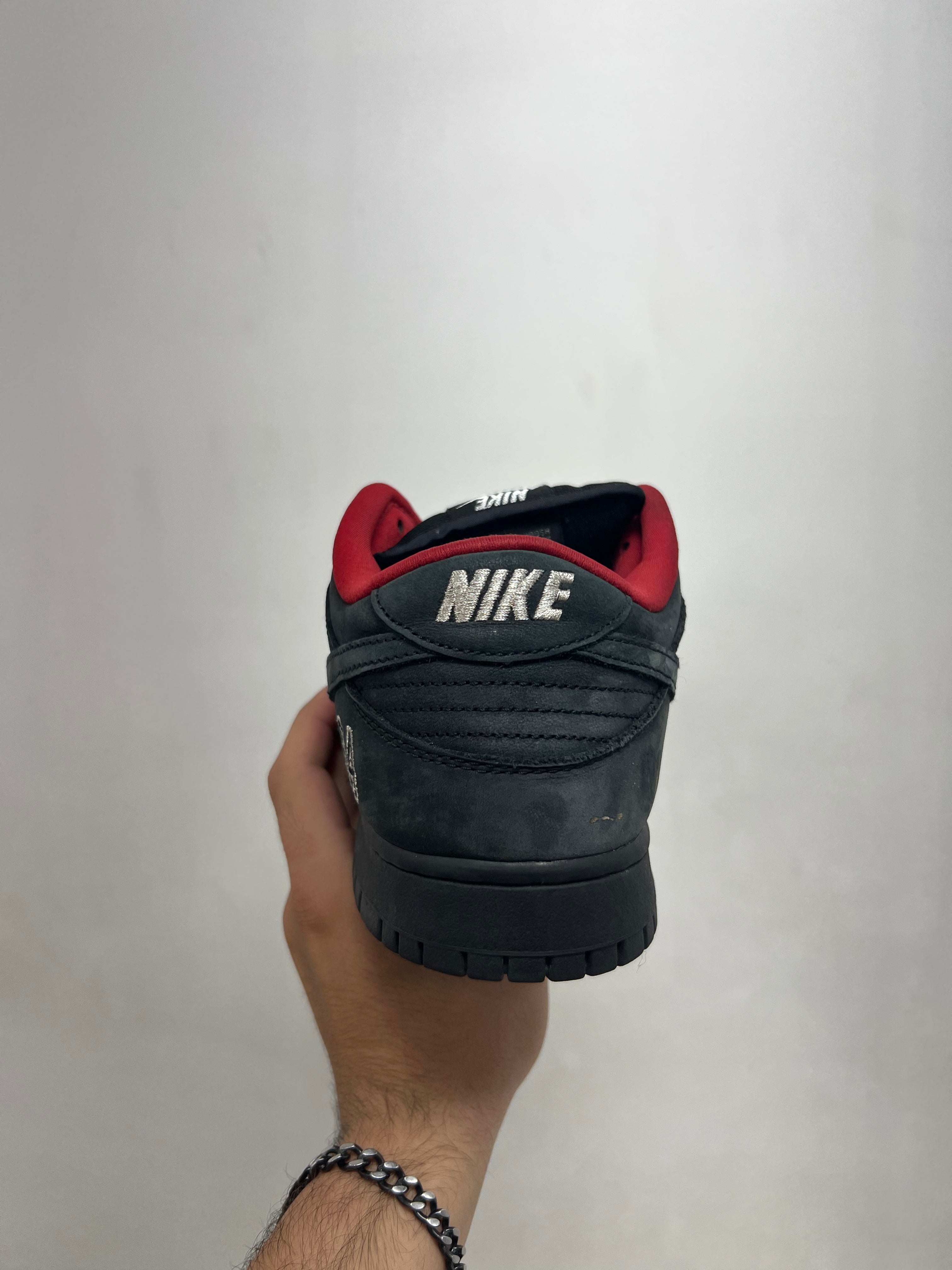 Nike SB Dunk Low Supreme 94 Black Sneakers