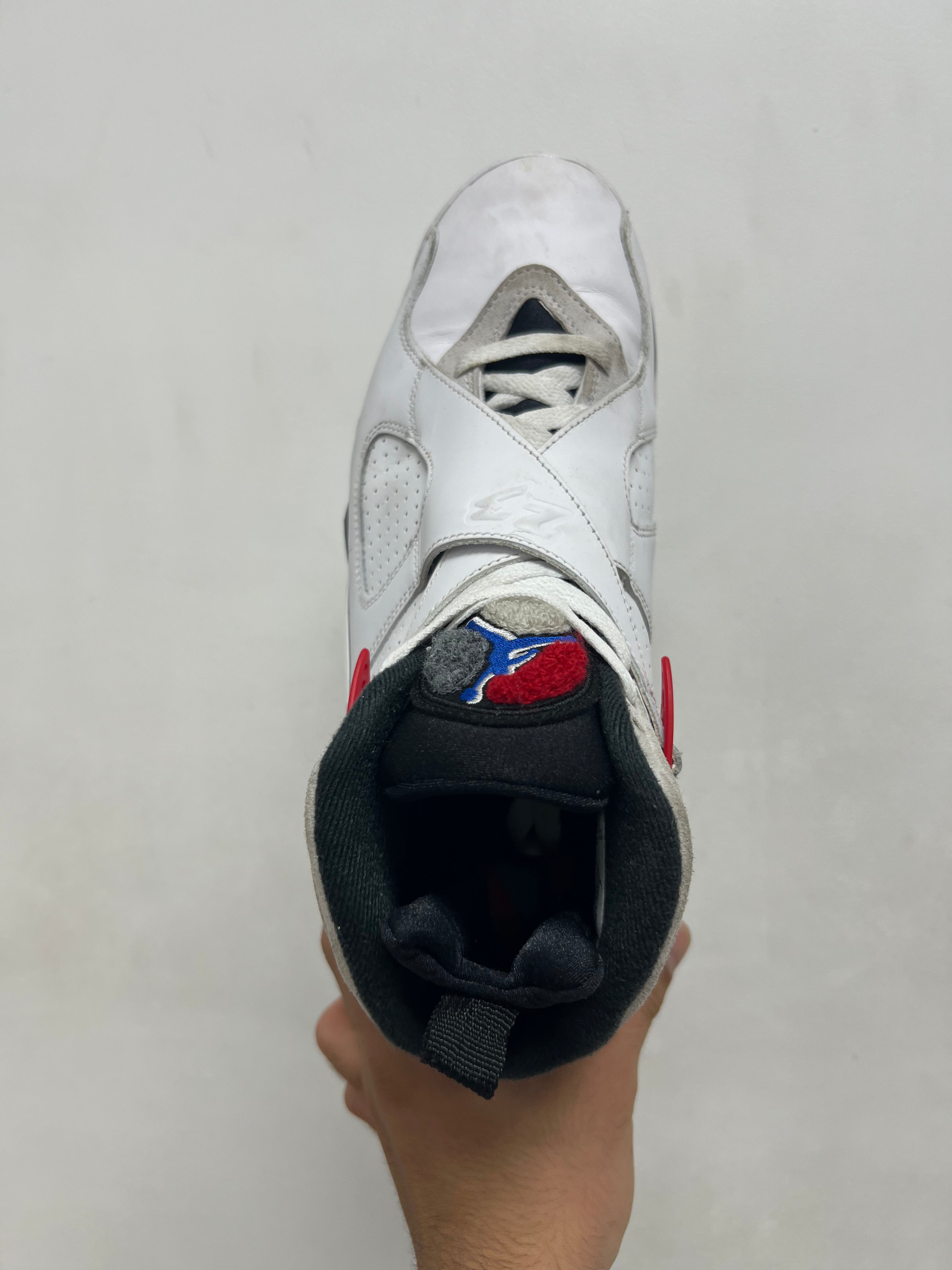 Jordan 8 Bugs Bunny Sneakers