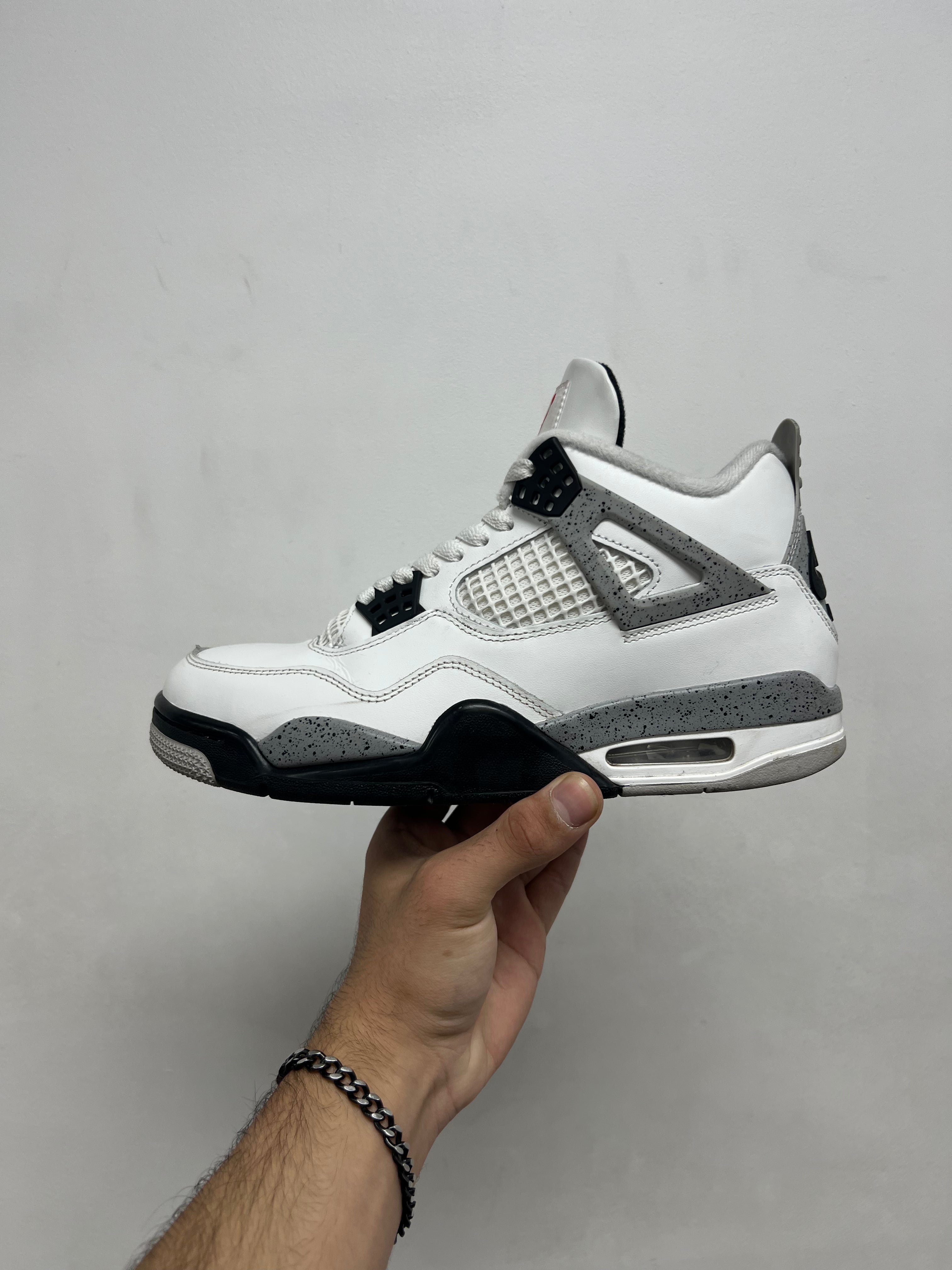 Jordan 4 White Cement Sneakers