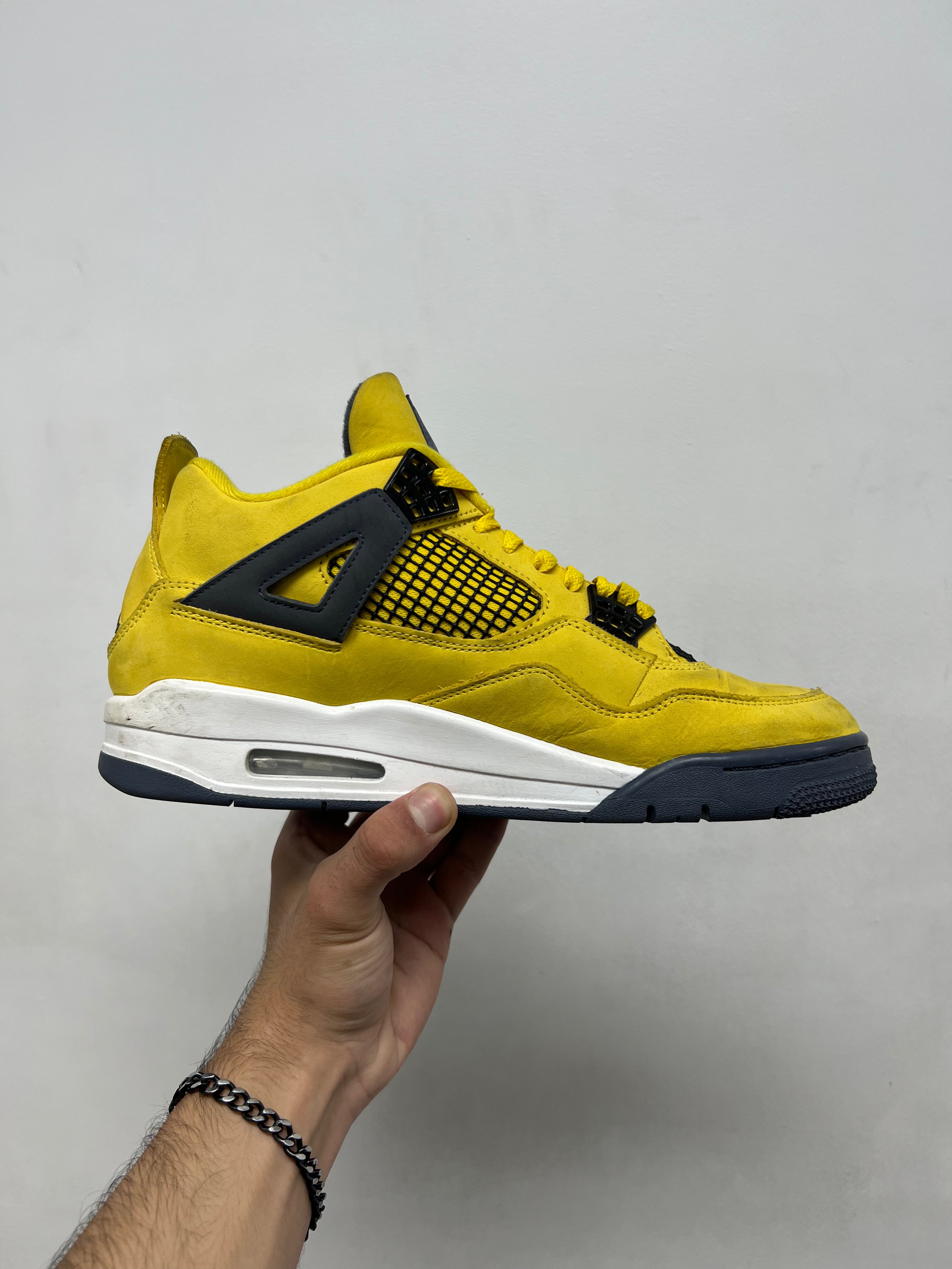 Jordan 4 Lightning Sneakers