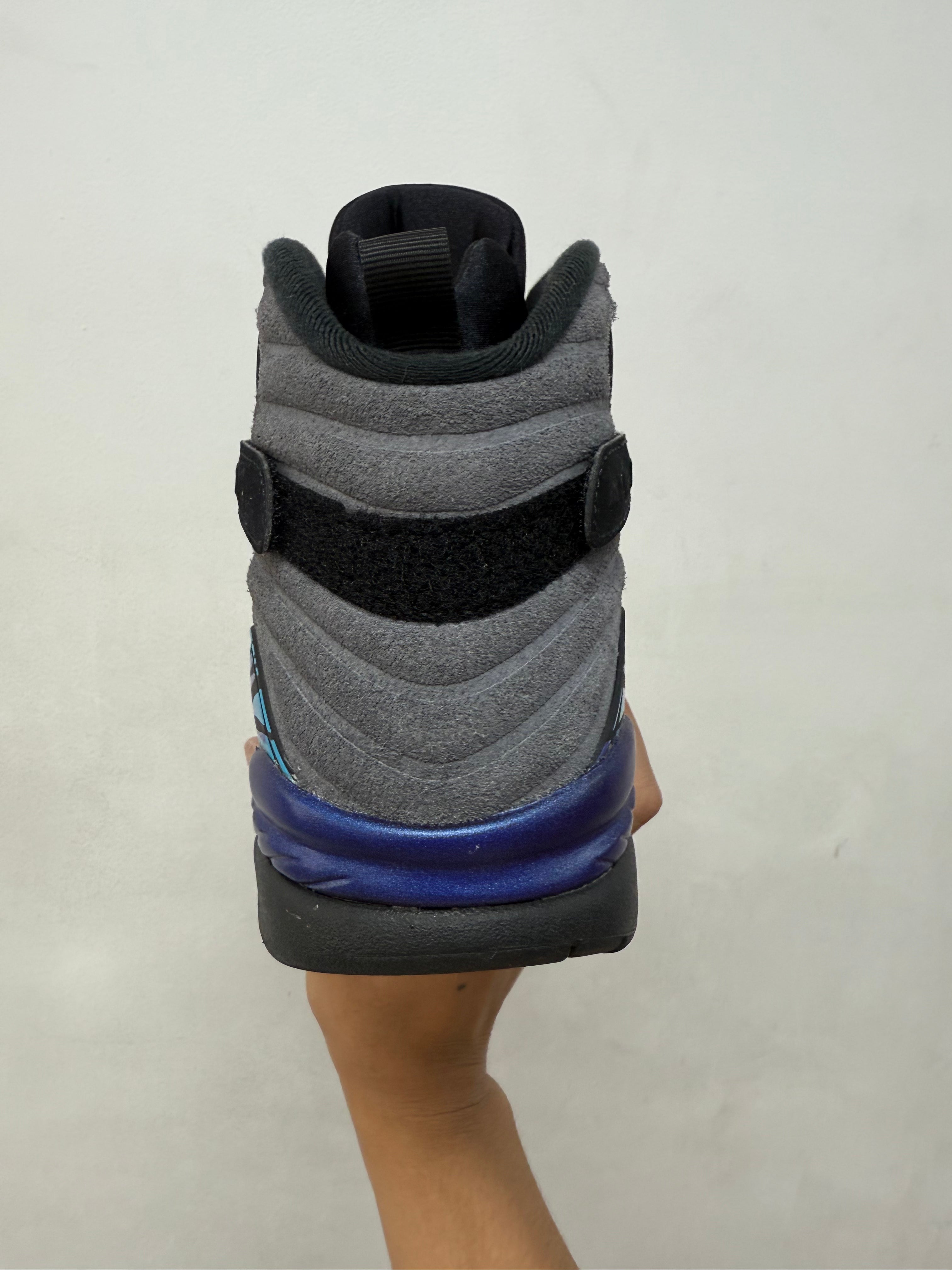 Jordan 8 Aqua Sneakers