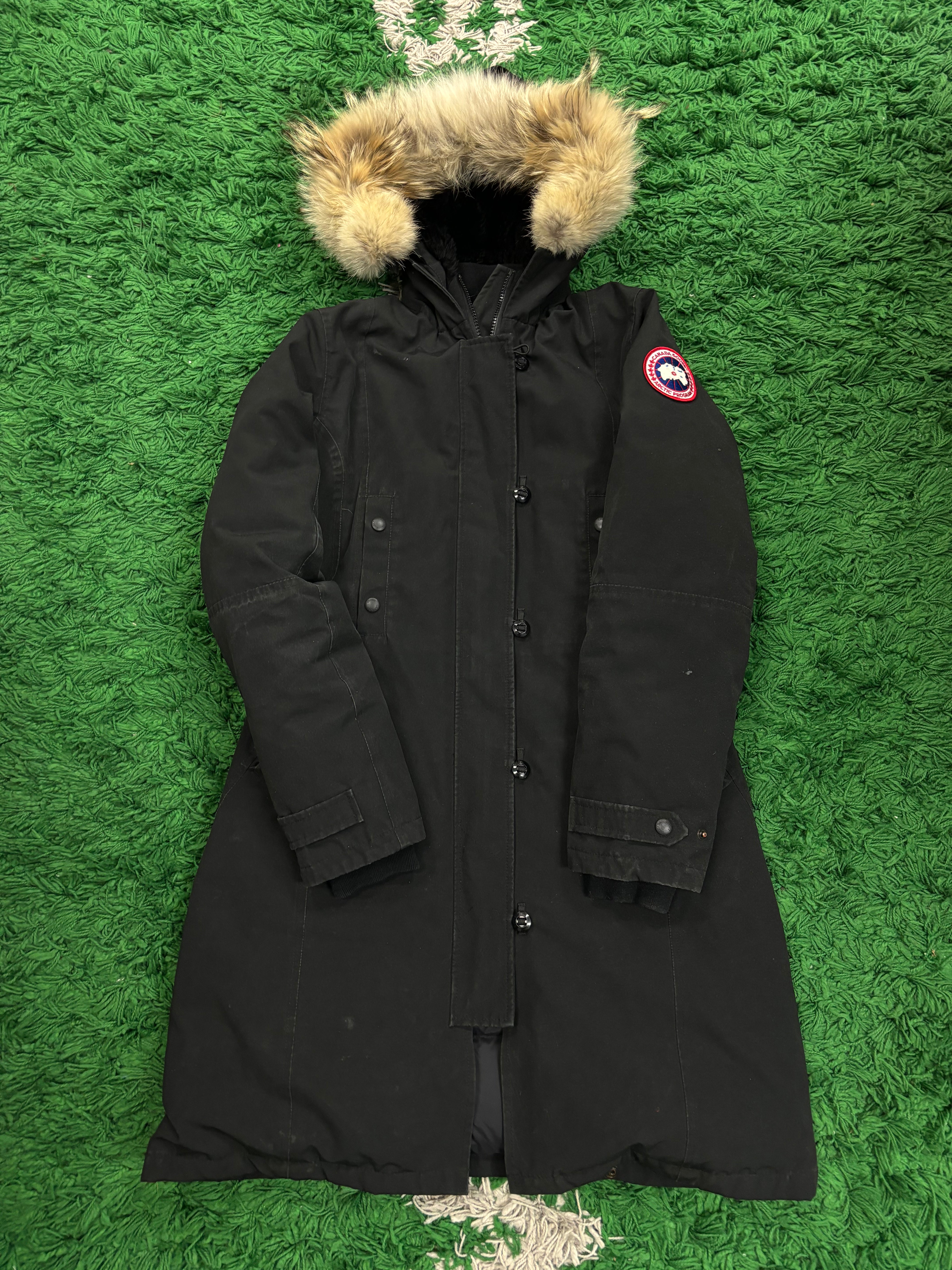 Canada Goose Parka Jacket Black Fur (Faded) Used Women's Small
