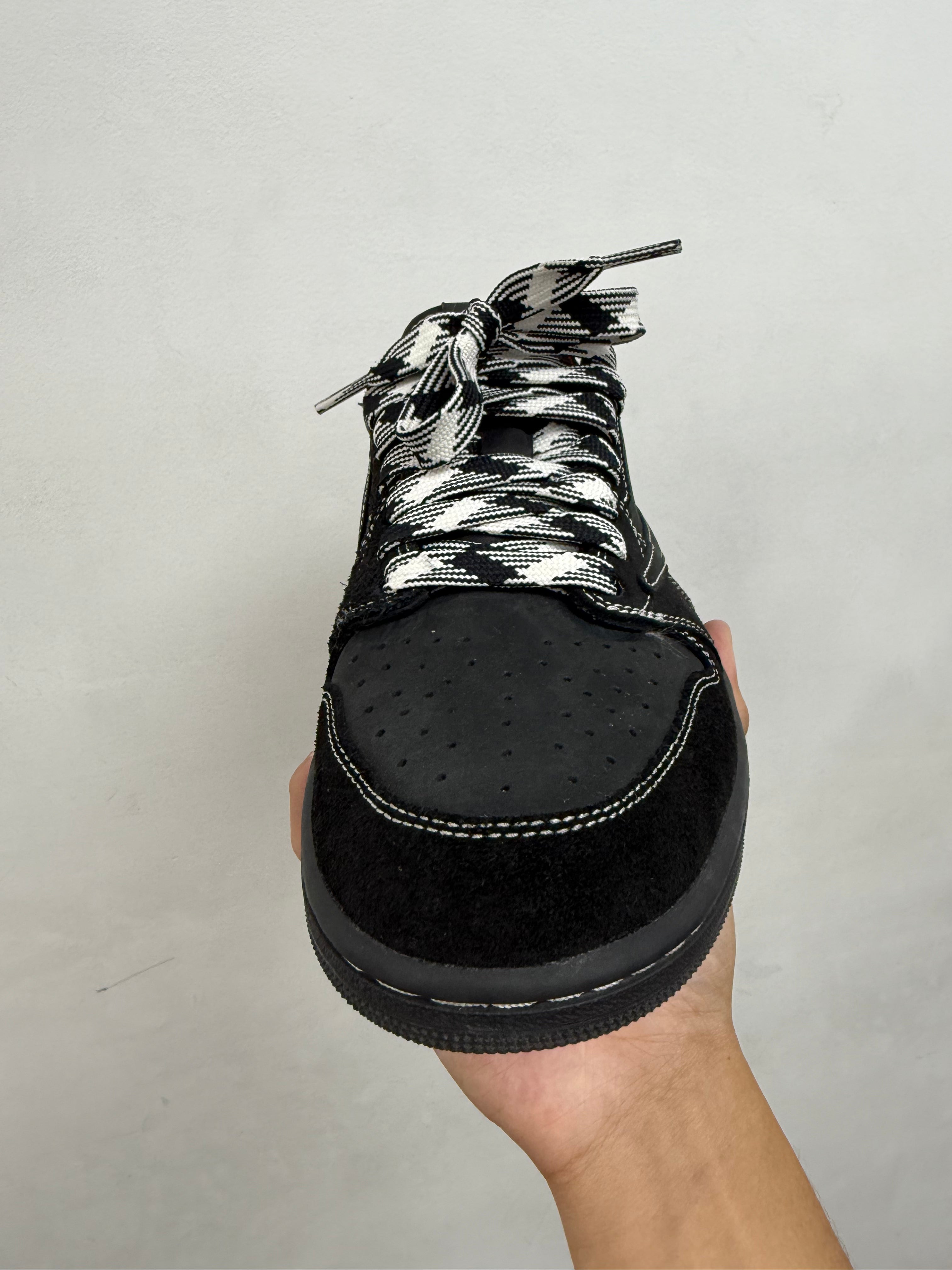 Jordan 1 Low Travis Scott Black Phantom Sneakers