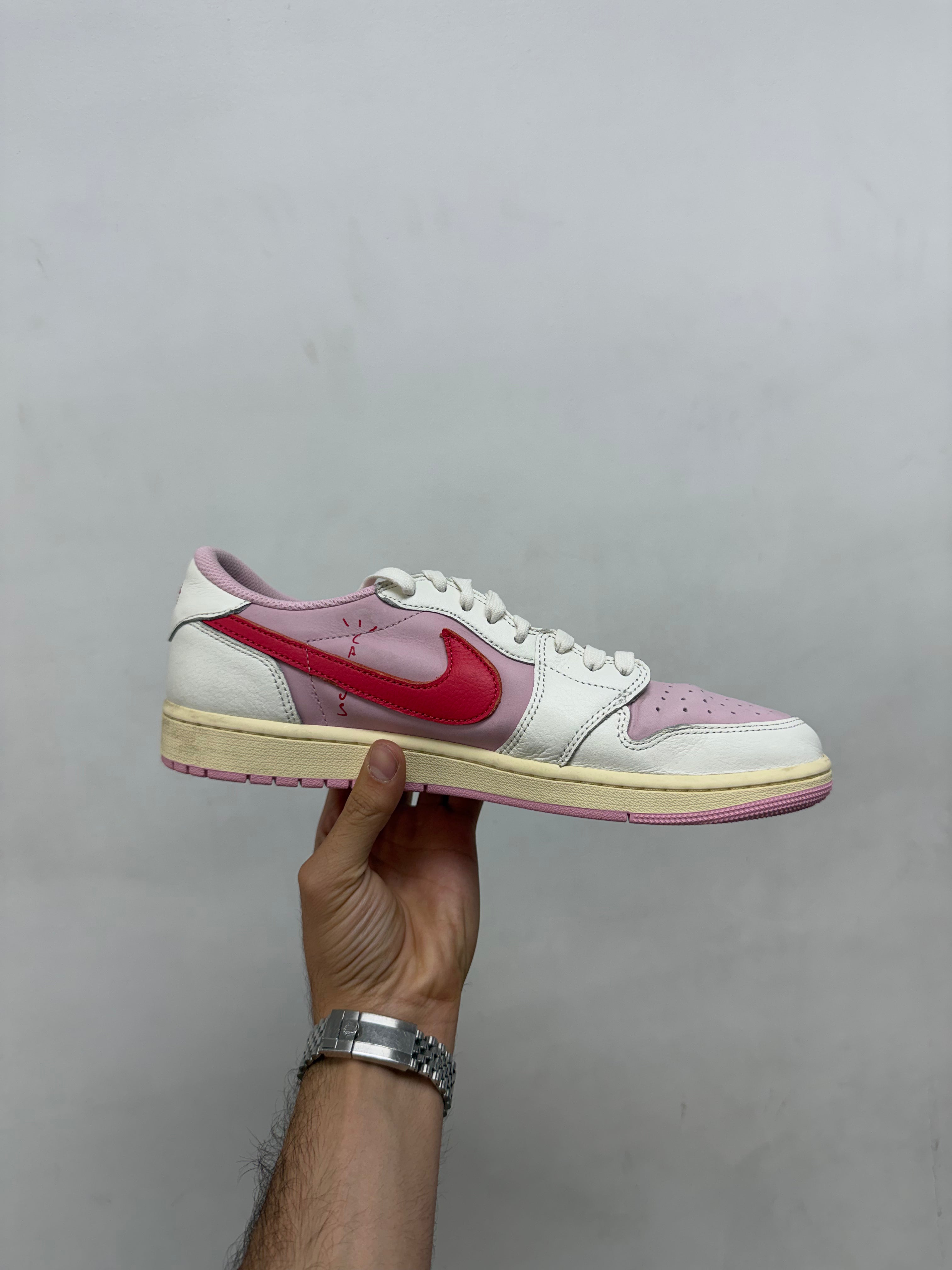 Jordan 1 Low Travis Scott Tropical Pink Sneakers