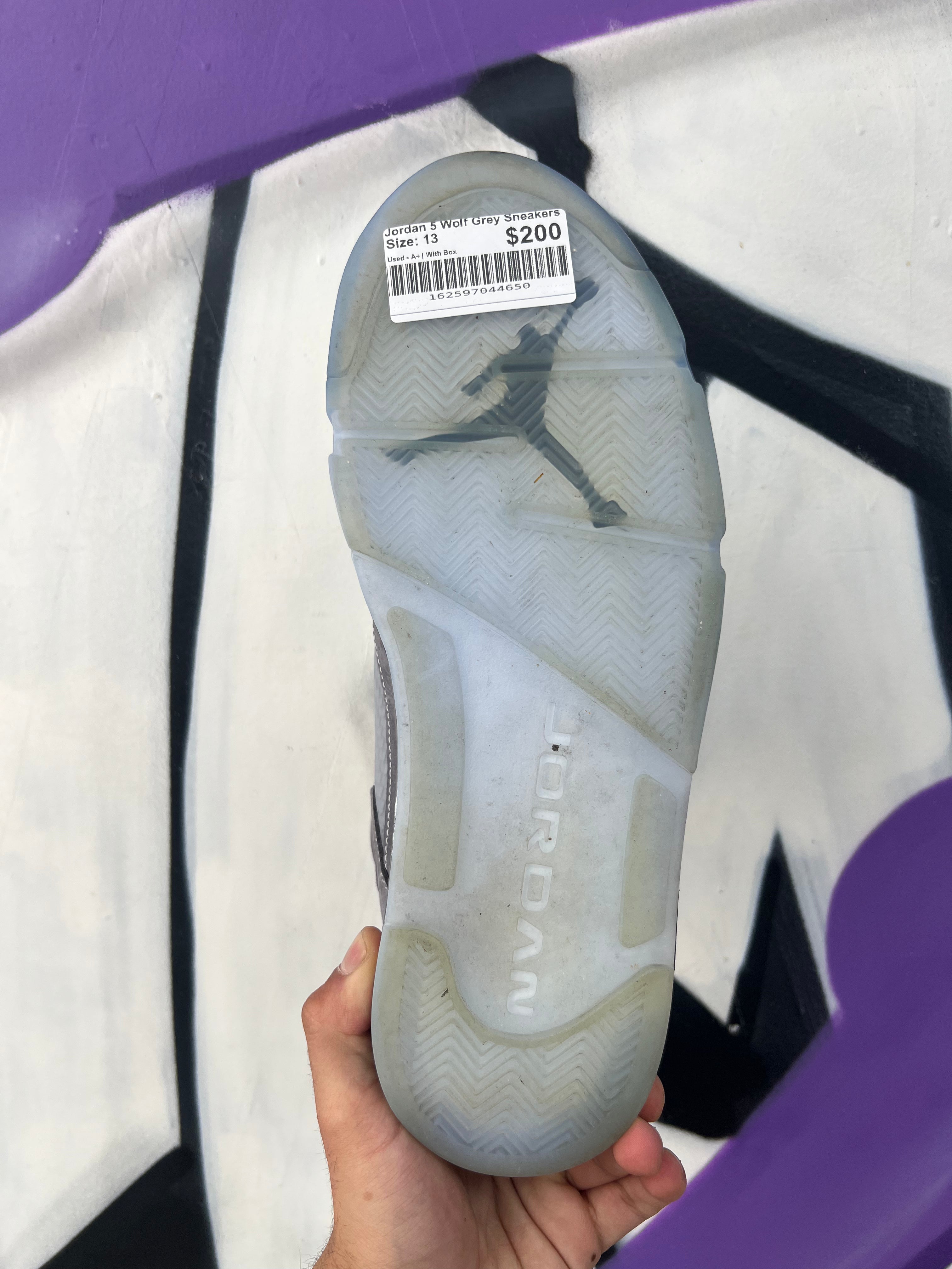 Jordan 5 Wolf Grey Sneakers