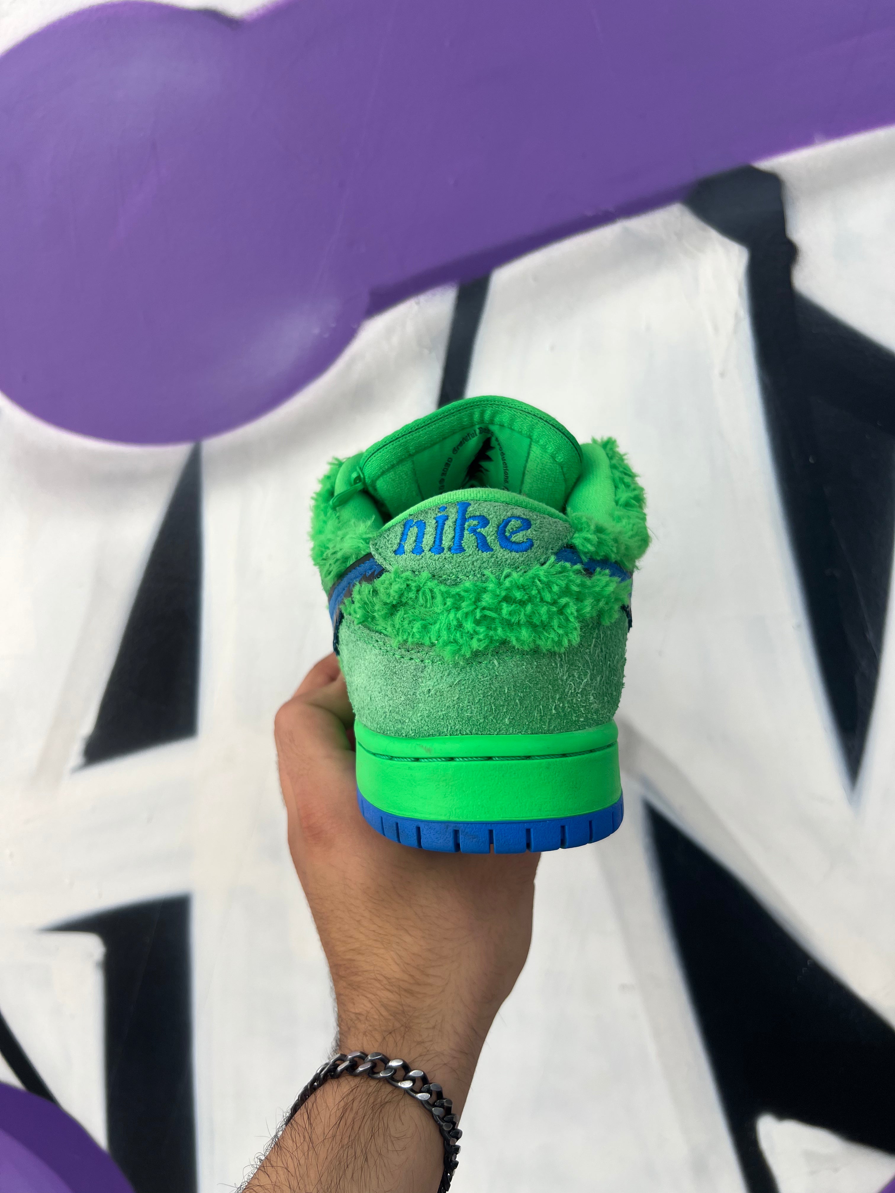Nike SB Dunk Low Green Grateful Dead Sneakers (No Insoles)