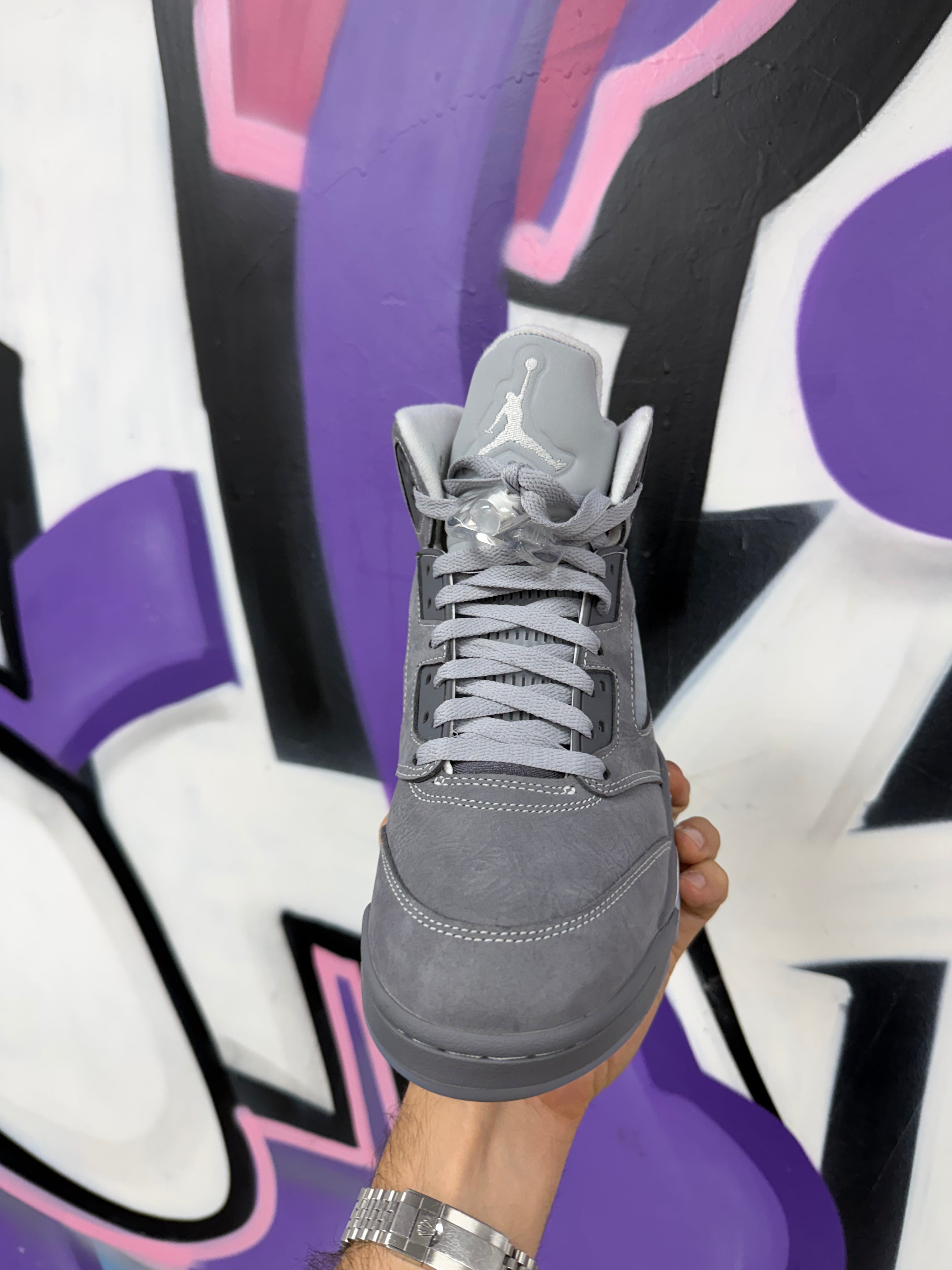 Jordan 5 Wolf Grey Sneakers