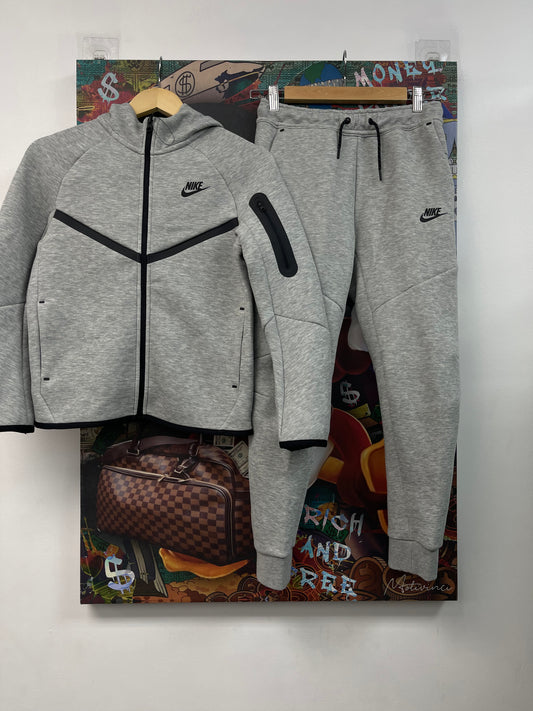 Nike Grey (Kids) Sweatsuit