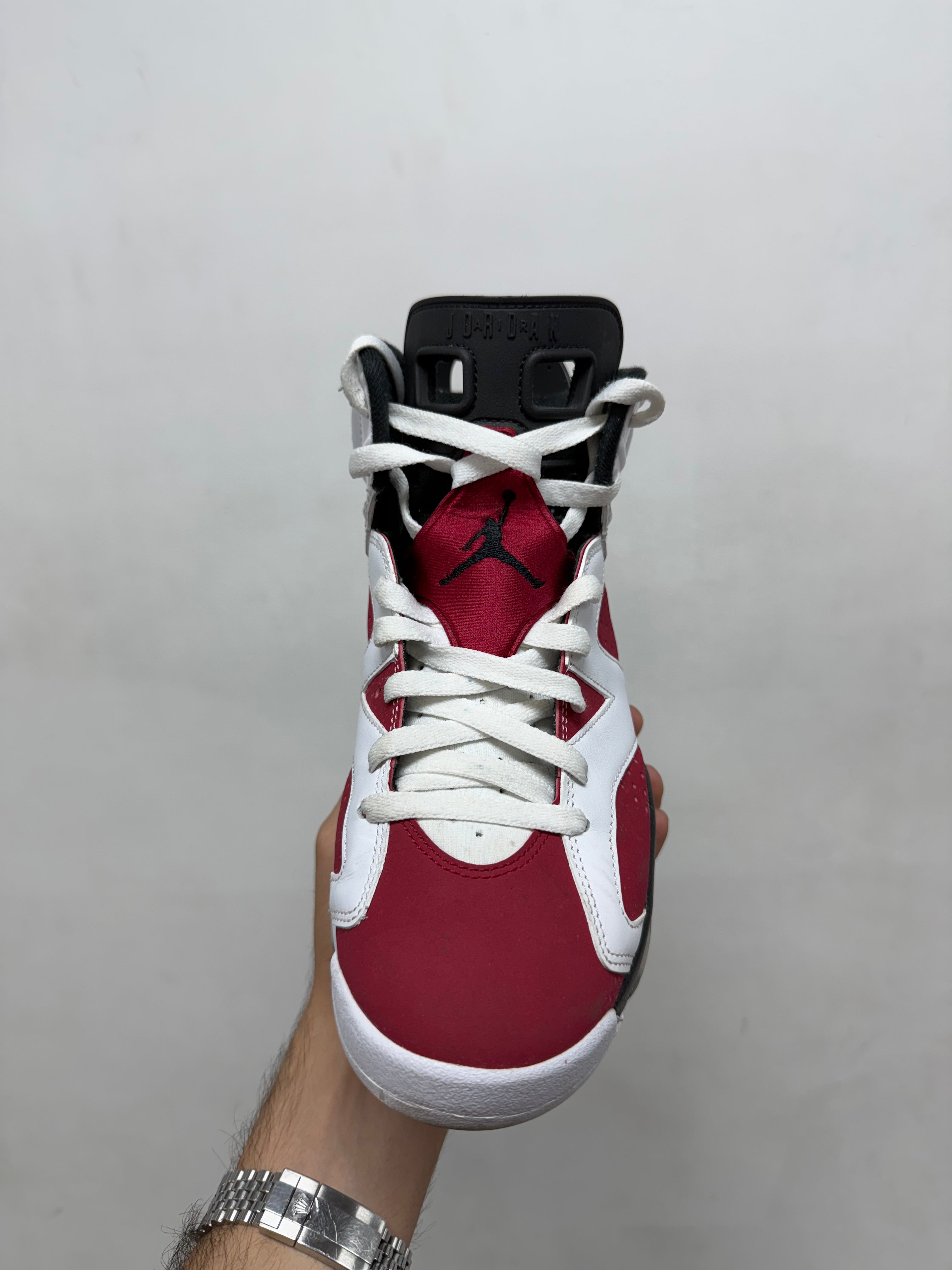Jordan 6 Carmine Sneakers