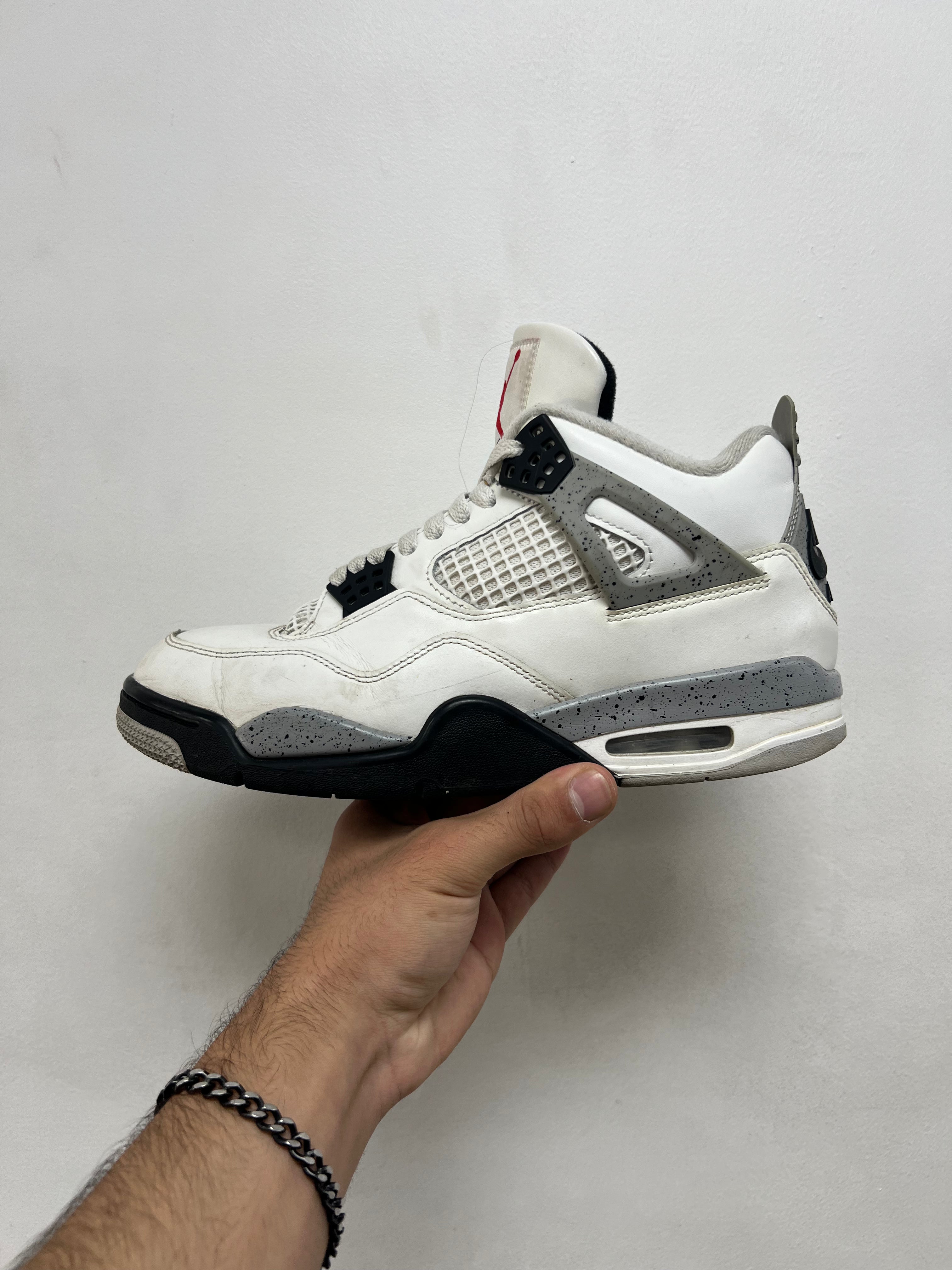 Jordan 4 White Cement (No Insoles) Sneakers