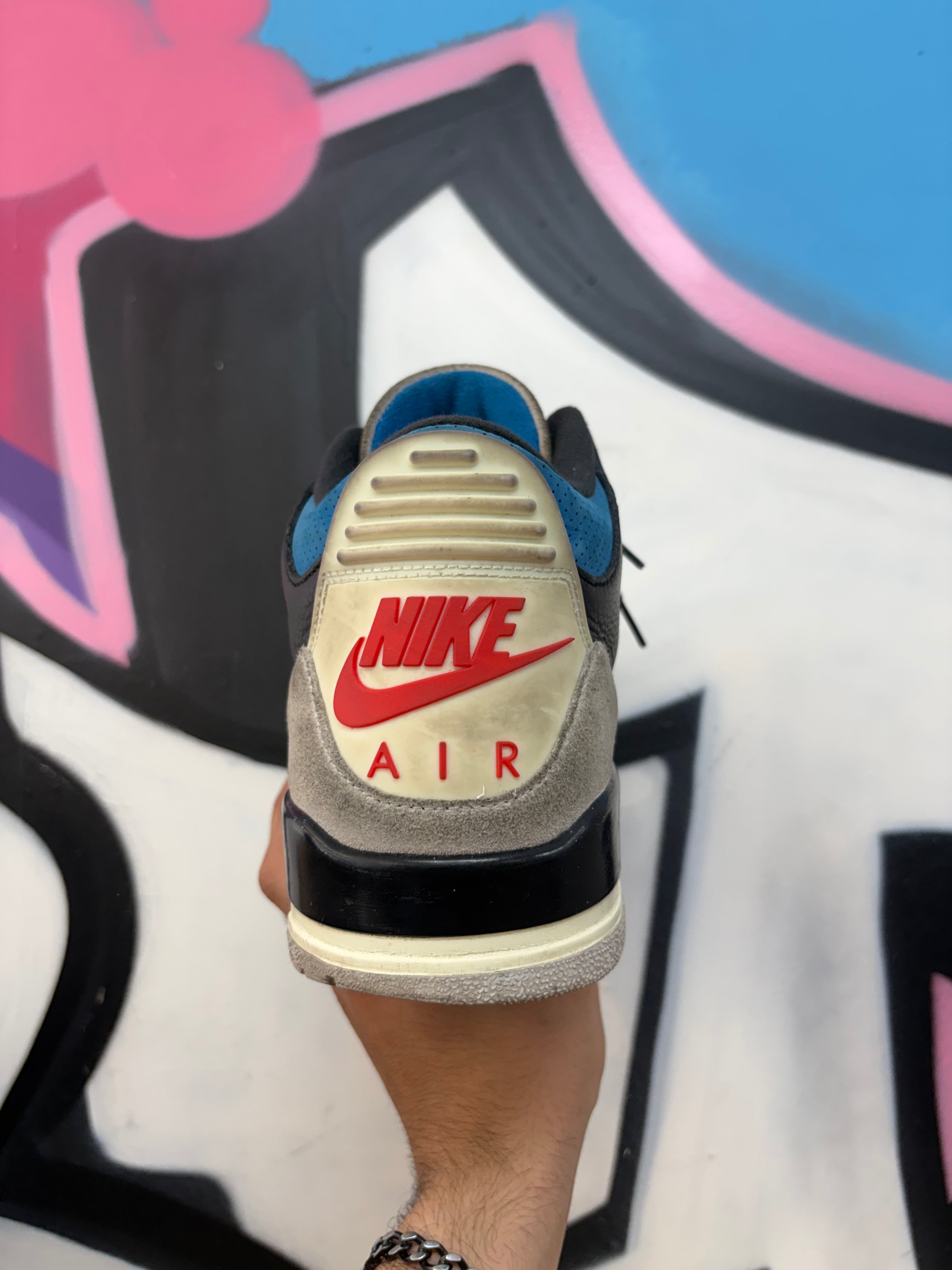 Jordan 3 Rare Air Sneakers