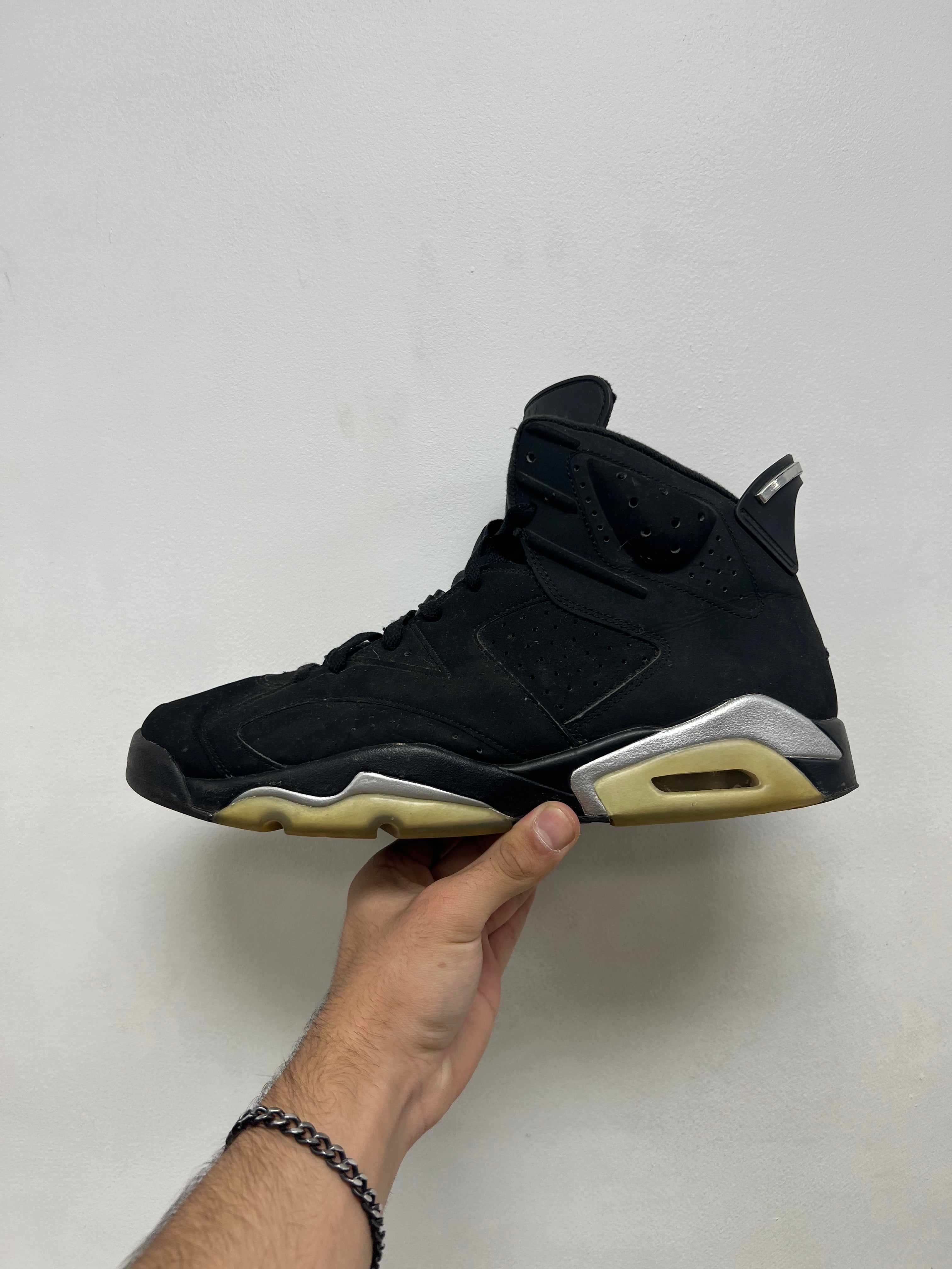 Jordan 6 Chrome Sneakers