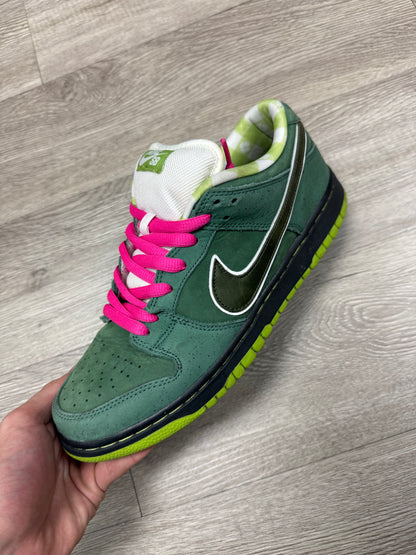Nike SB Dunk Low Green Lobster Sneakers