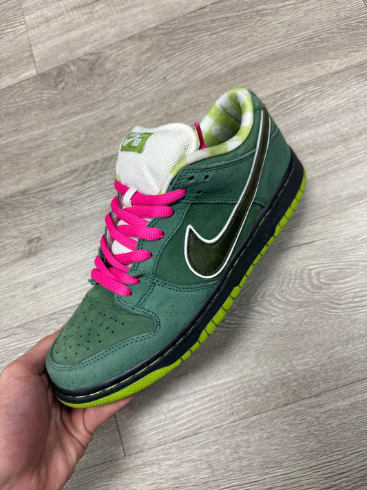 Nike SB Dunk Low Green Lobster Sneakers
