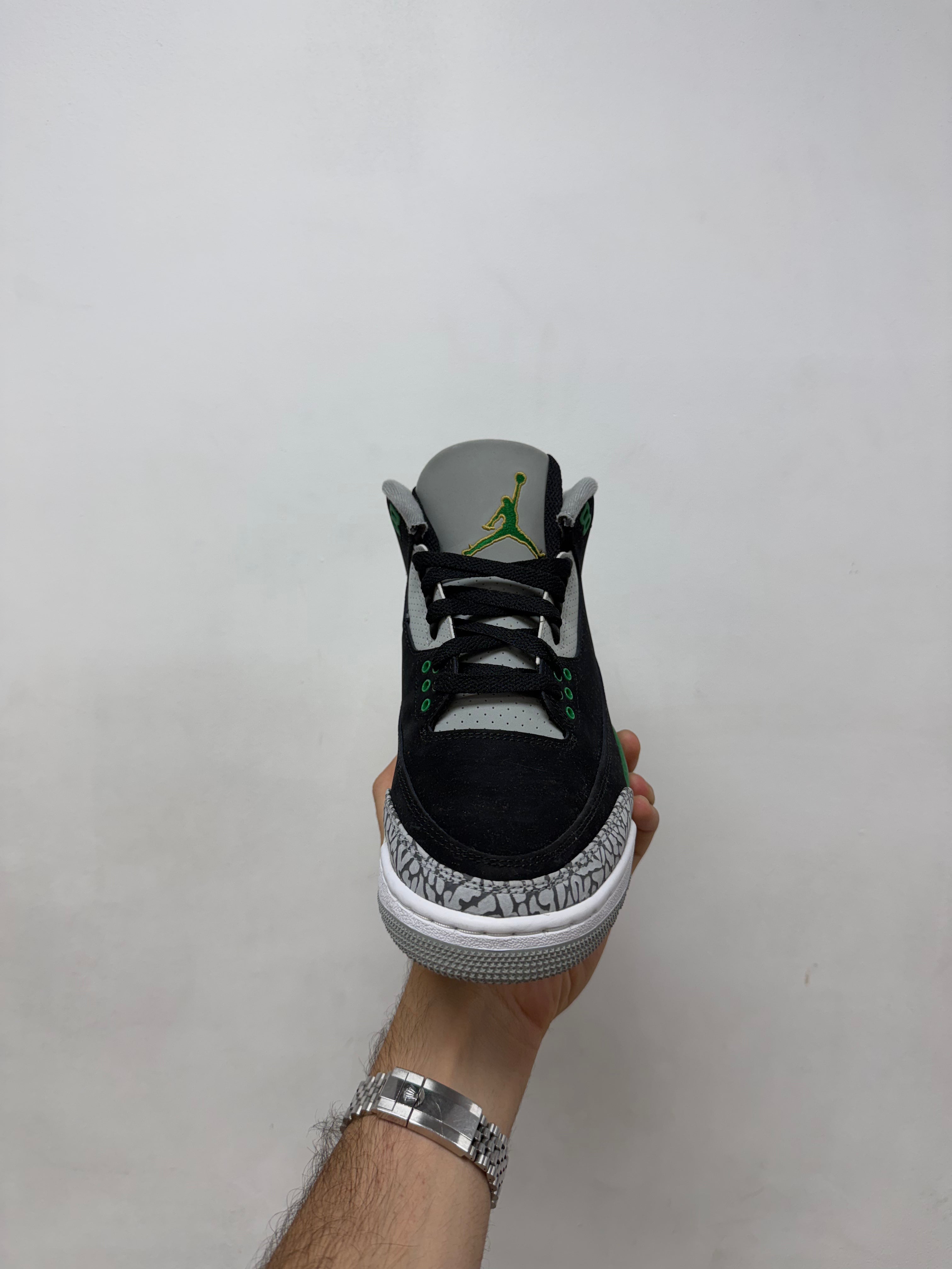 Jordan 3 Pine Green Sneakers