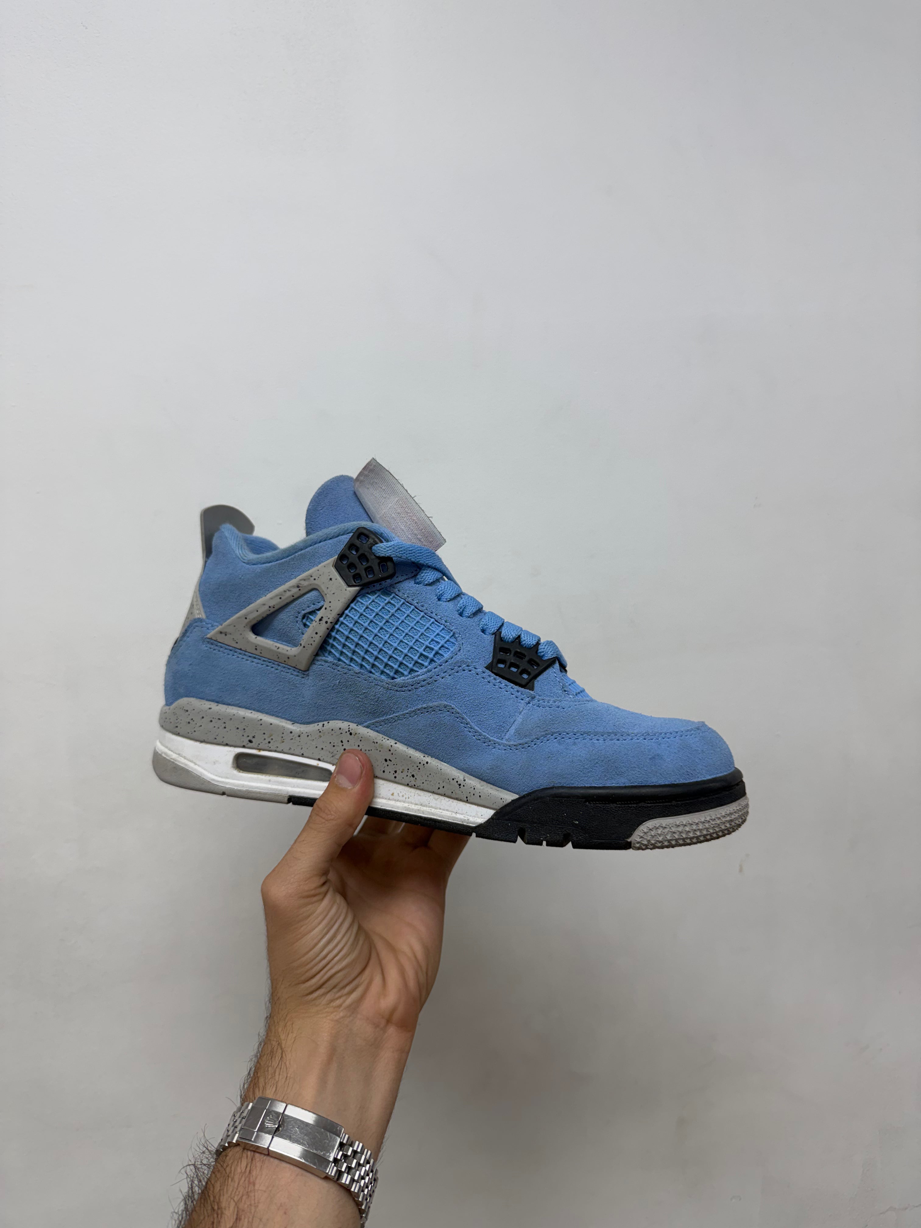Jordan 4 University Blue Sneakers