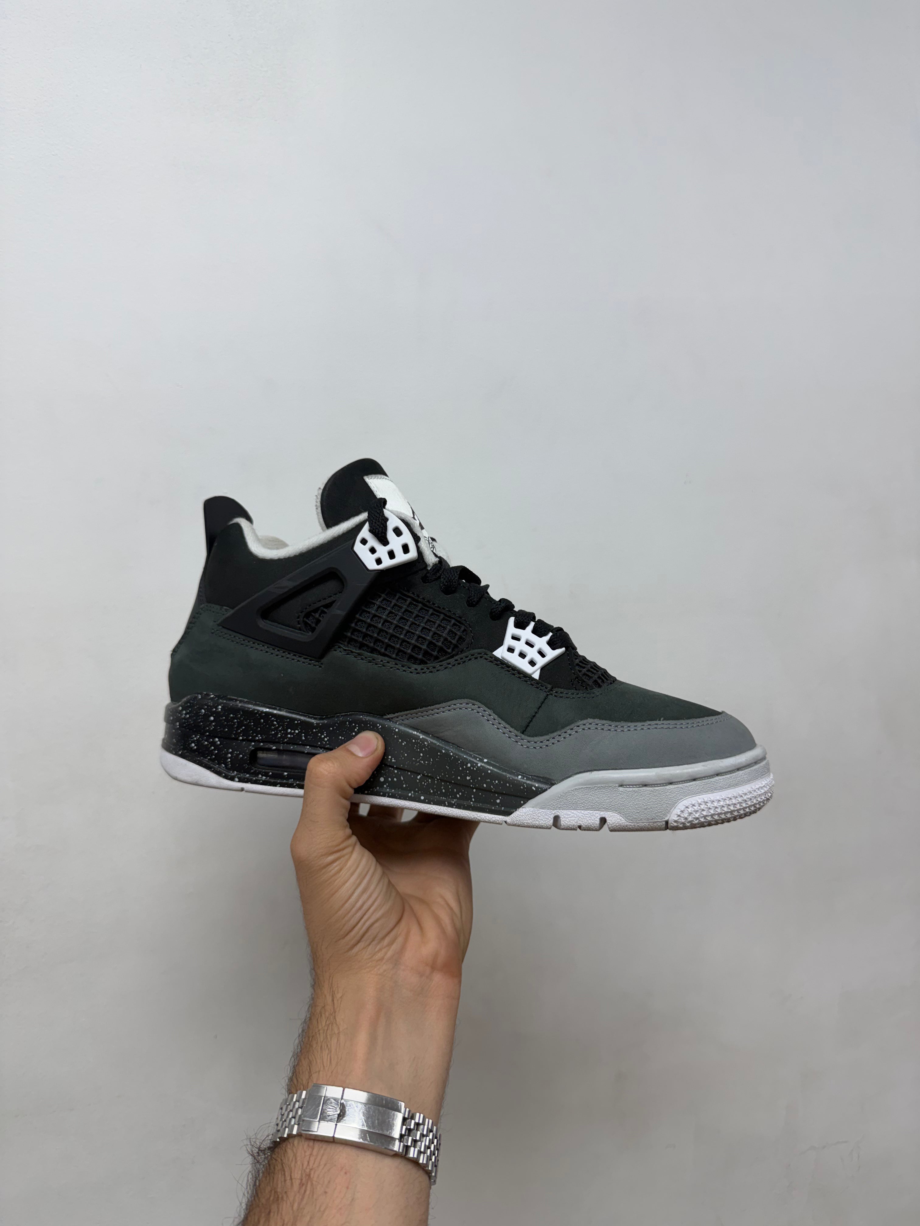 Jordan 4 Fear Sneakers