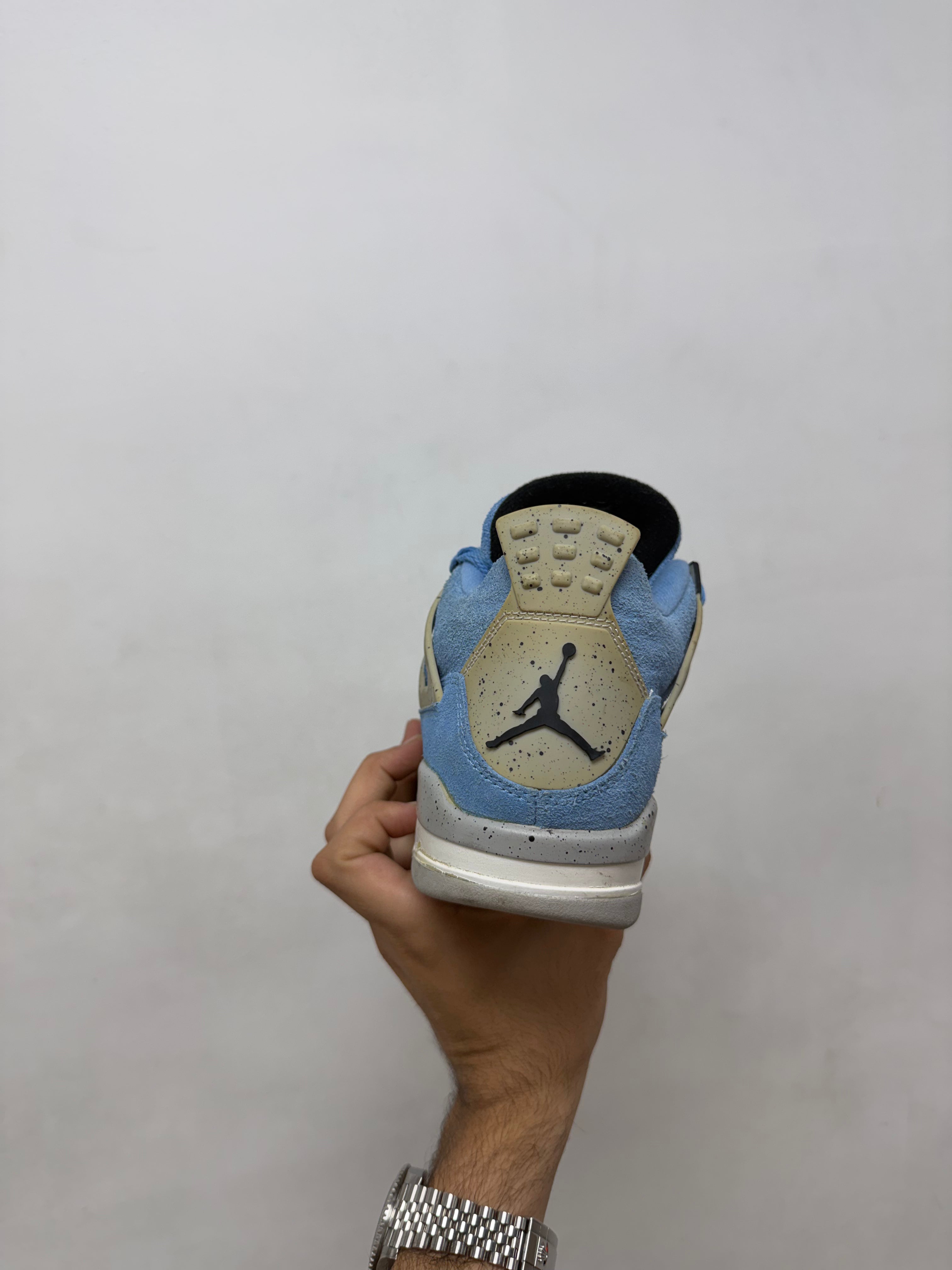 Jordan 4 University Blue Sneakers