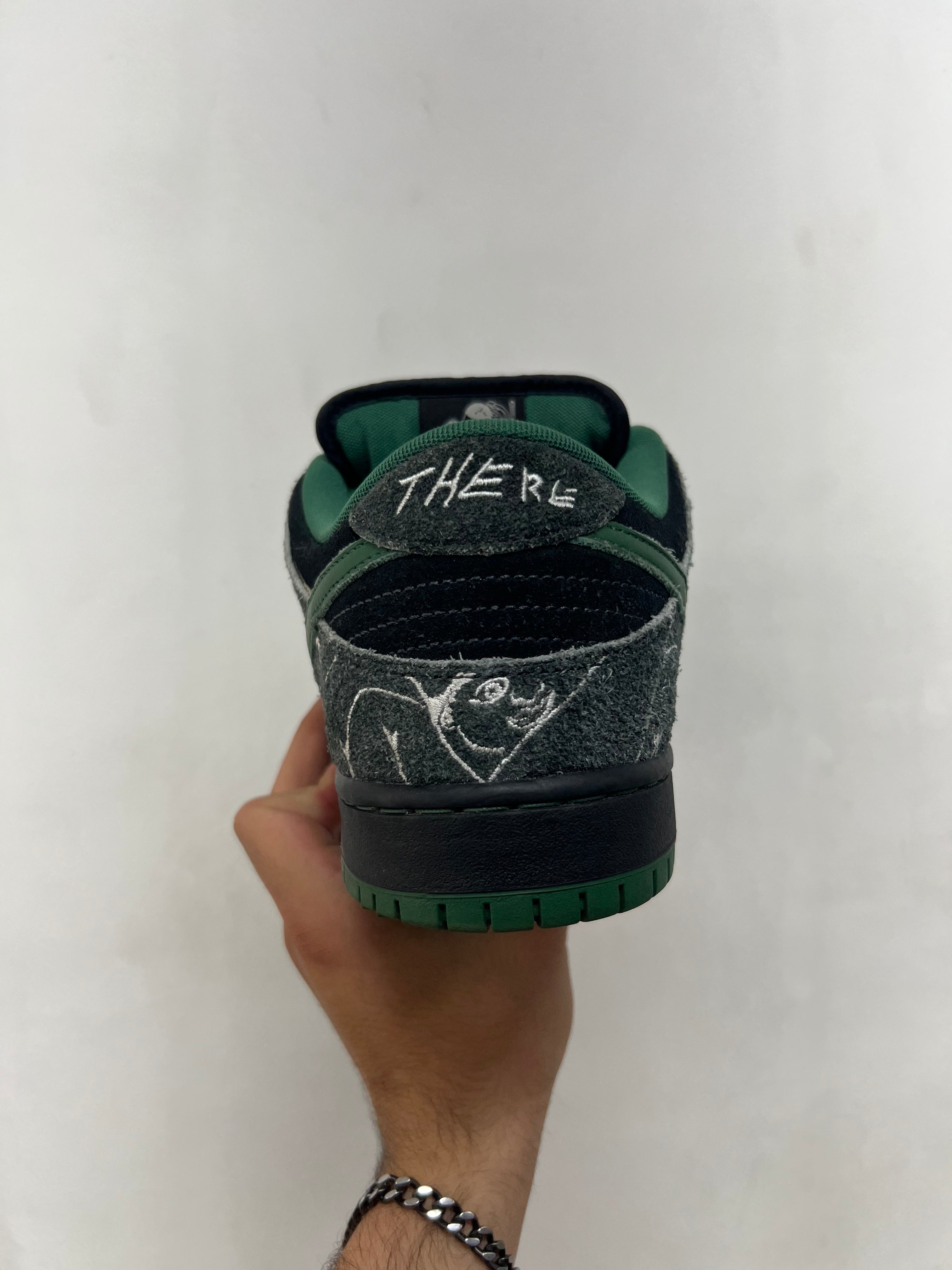 Nike SB Dunk Low There Skateboards Sneakers
