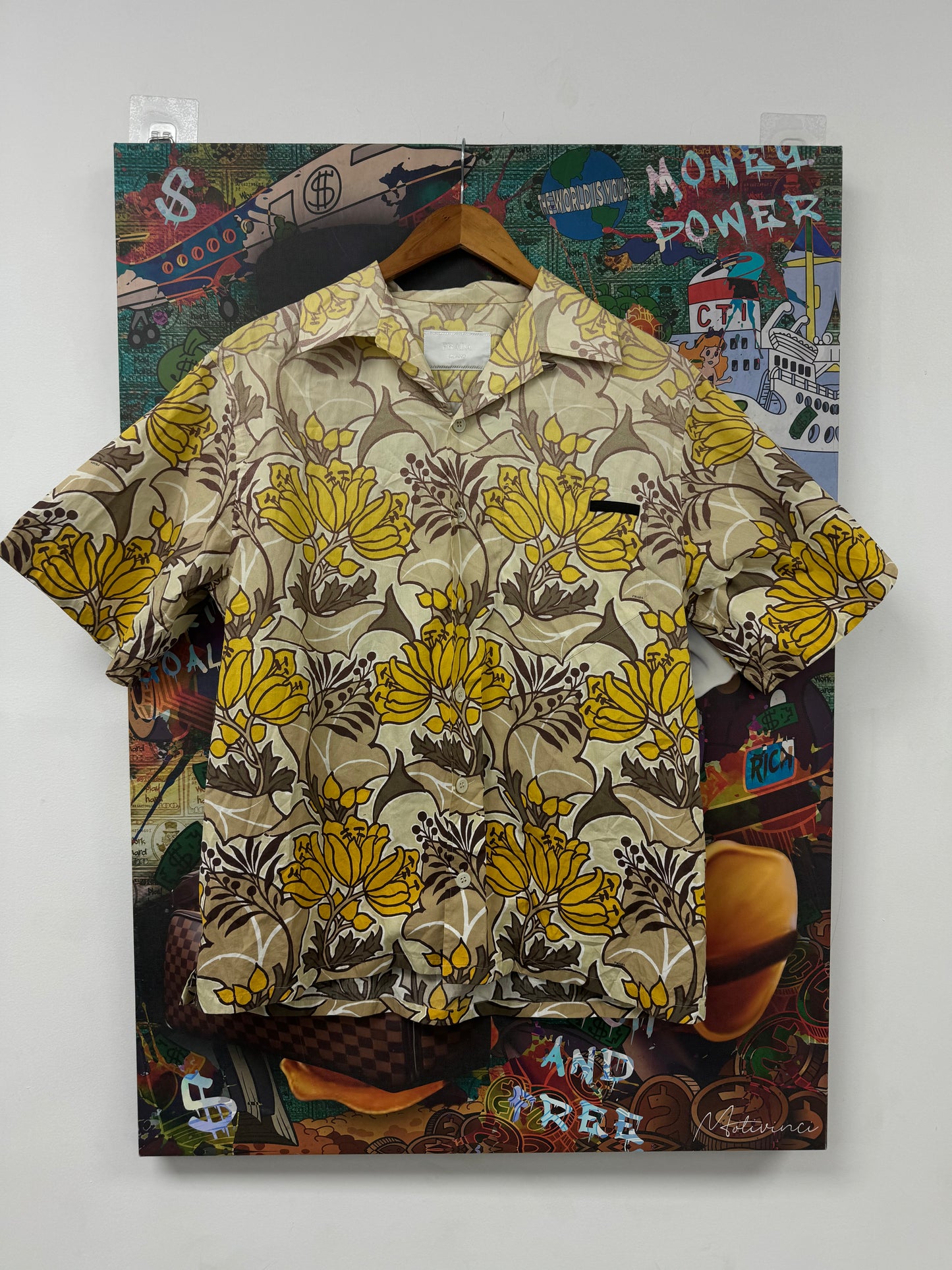 Prada Yellow Brown Button Up Used Medium N/A