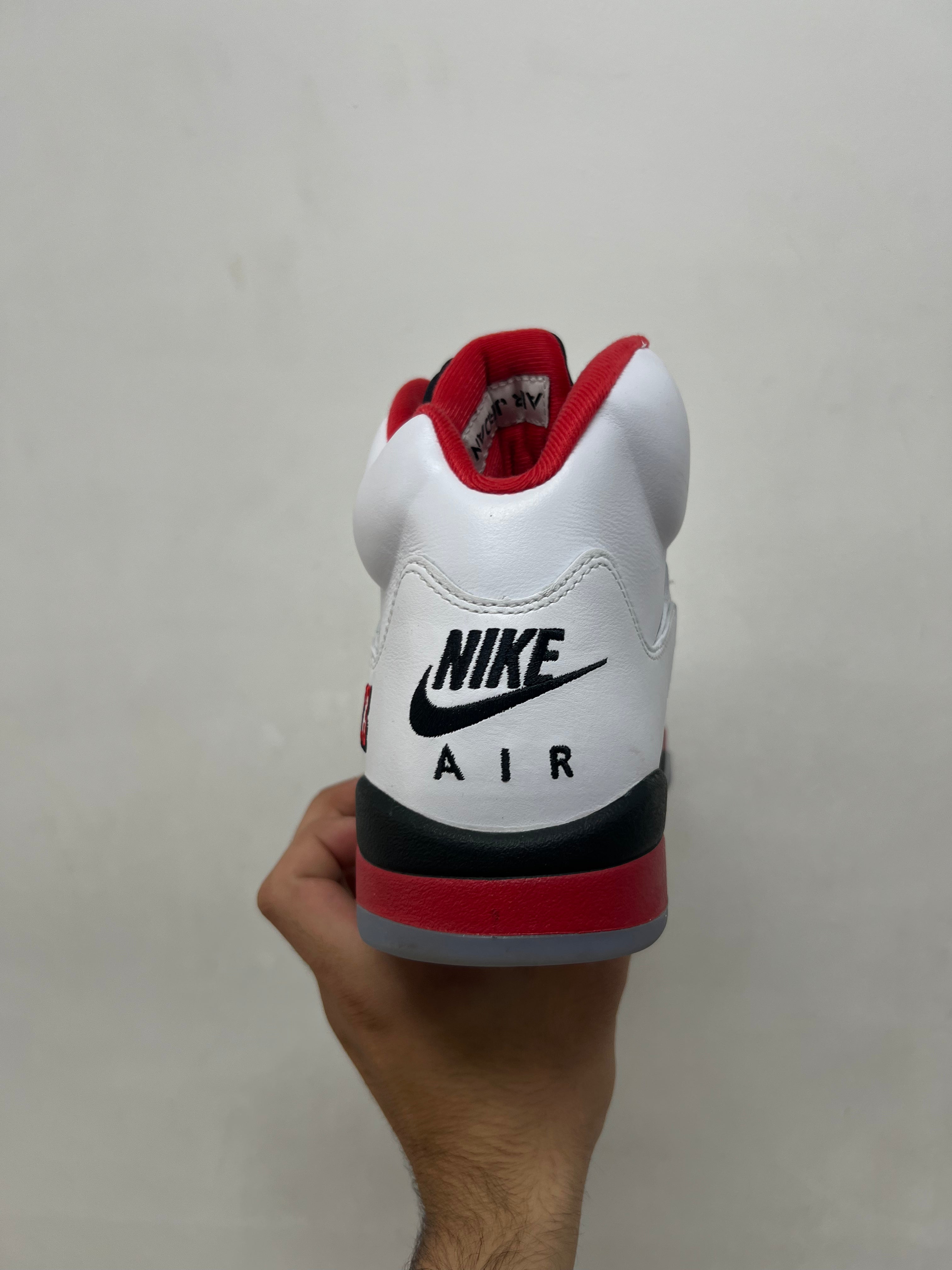 Jordan 5 Fire Red Sneakers