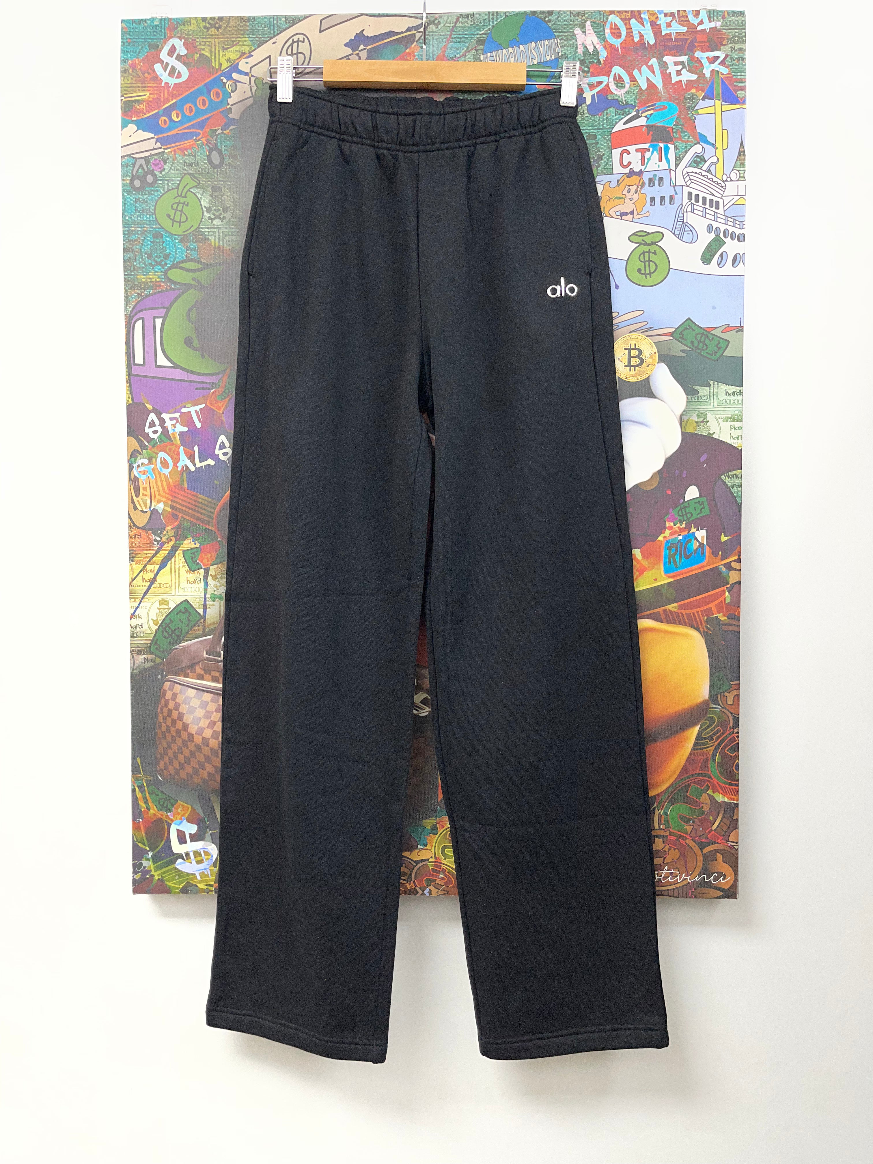 ALO Black Accolade Sweatpants