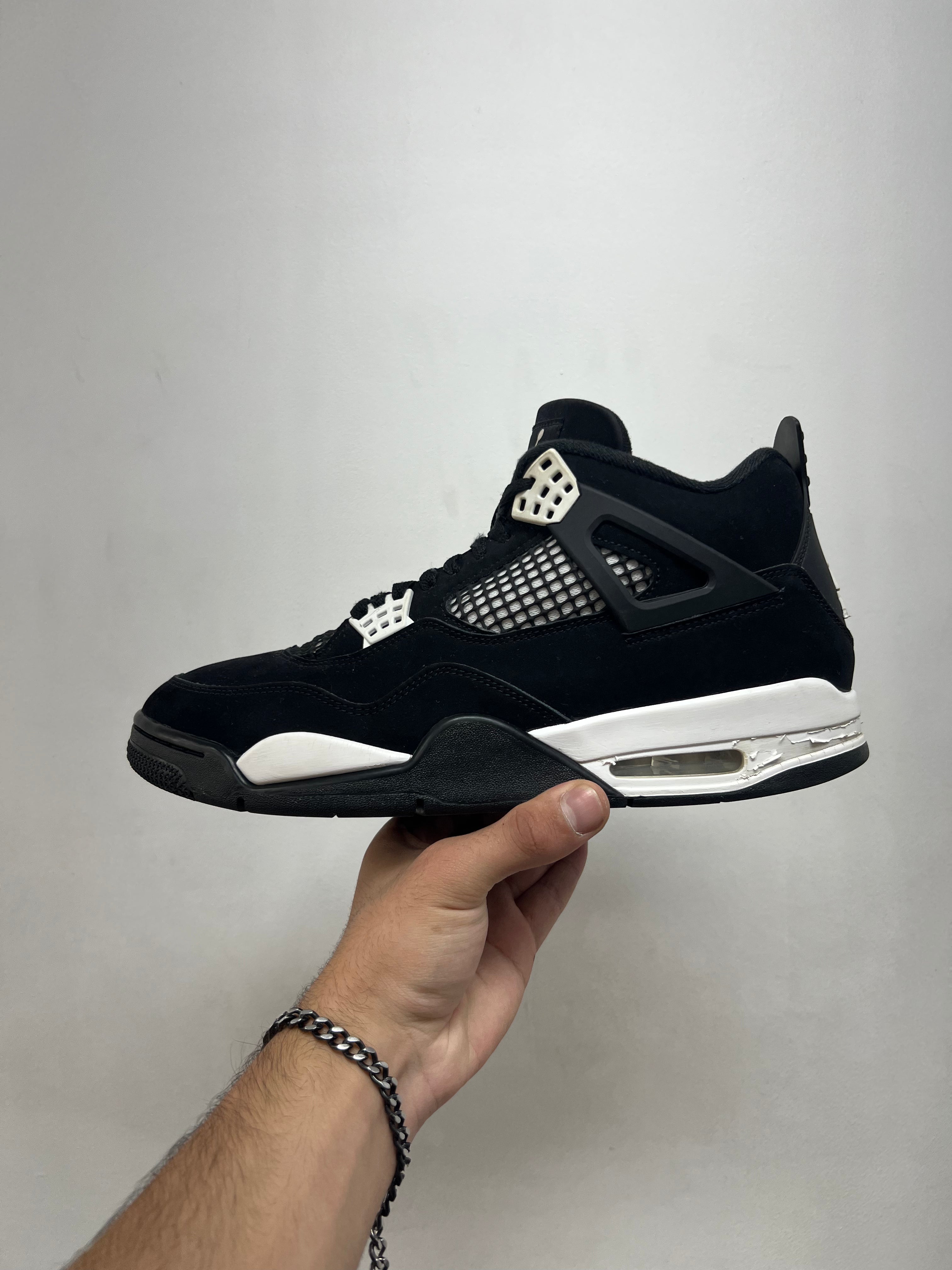 Jordan 4 White Thunder (Paint Chip Midsole) Sneakers