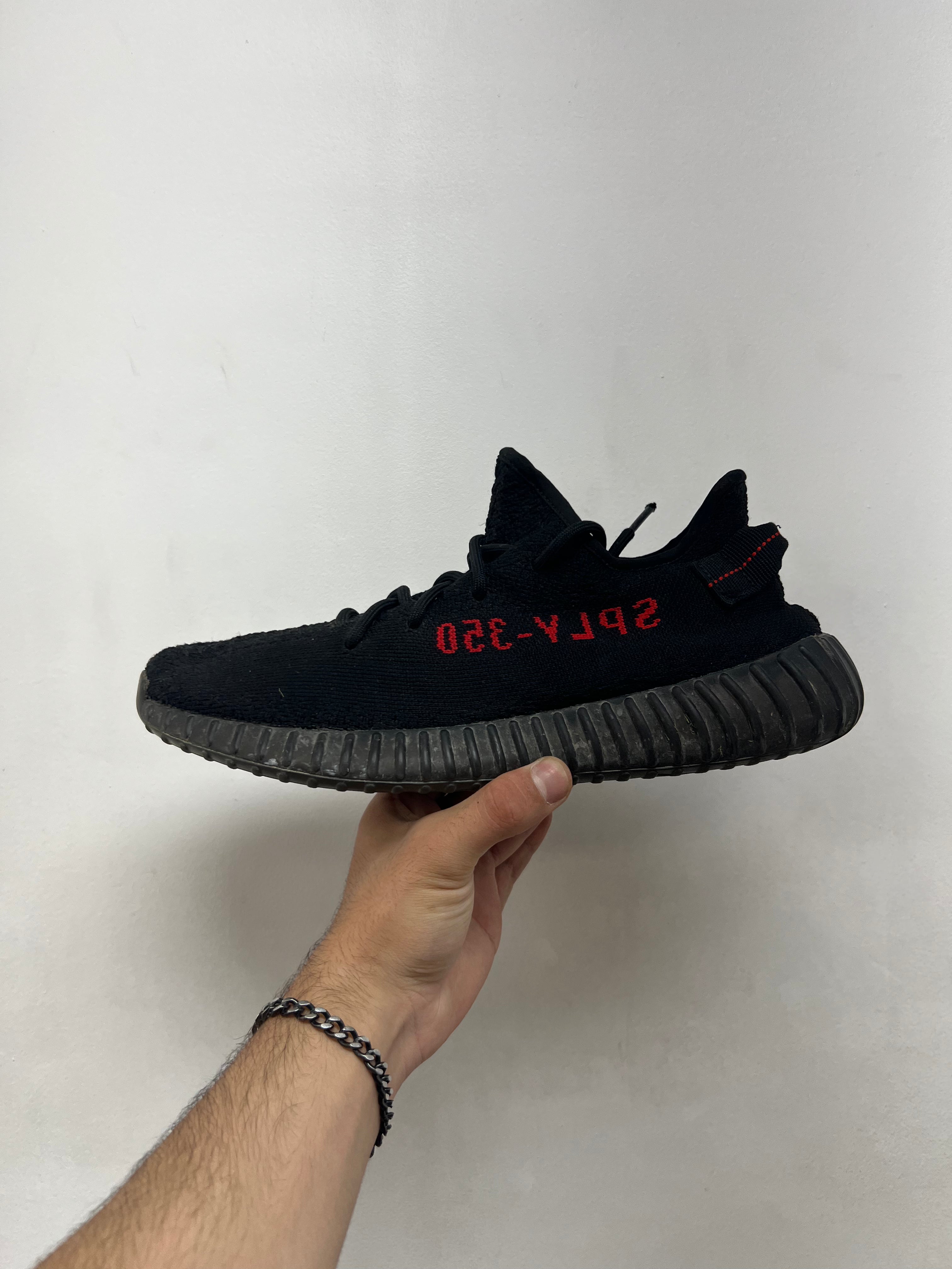 YZY 350 Bred Sneakers