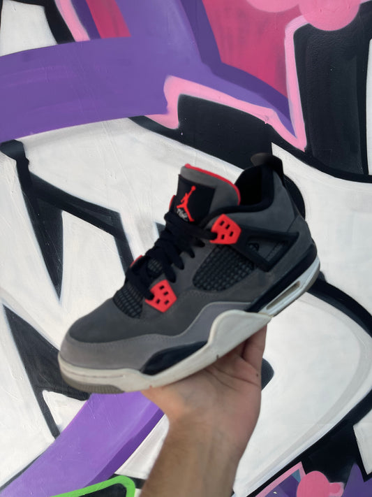 Jordan 4 Infrared Sneakers