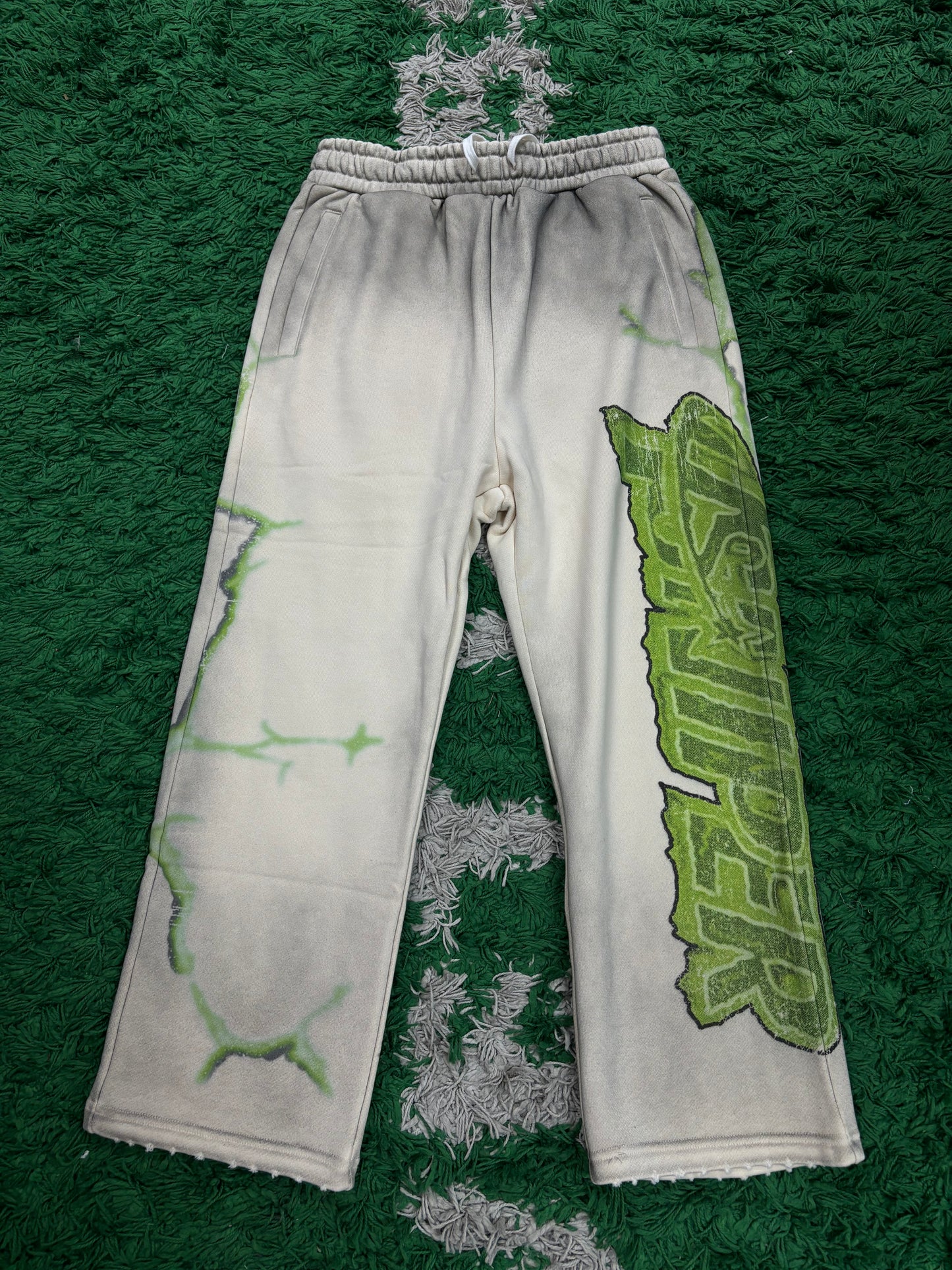 Triple 7 Vulture White Green Sweats New (S-XXL)