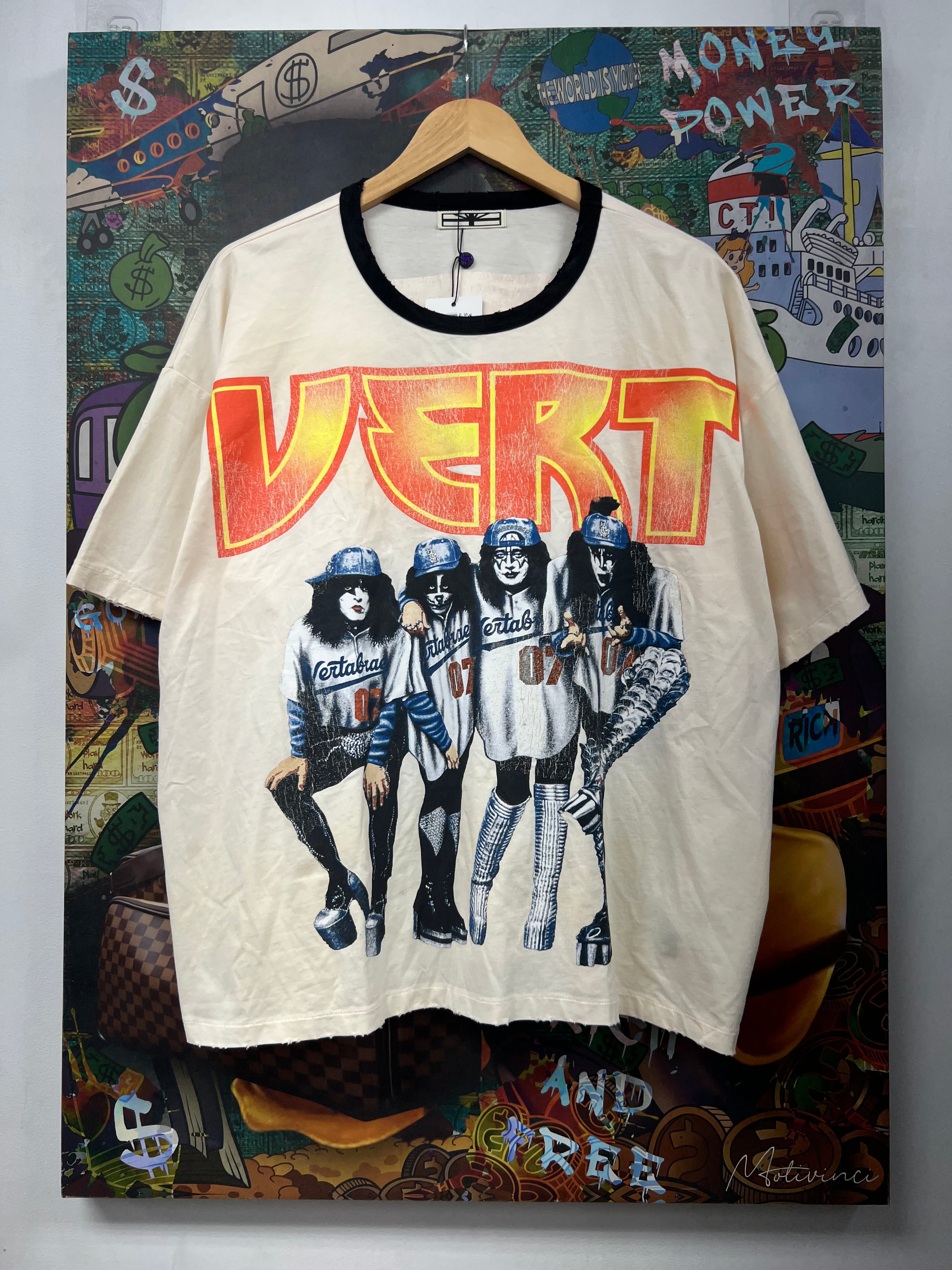 Vertabrae Kiss Dodgers Tee