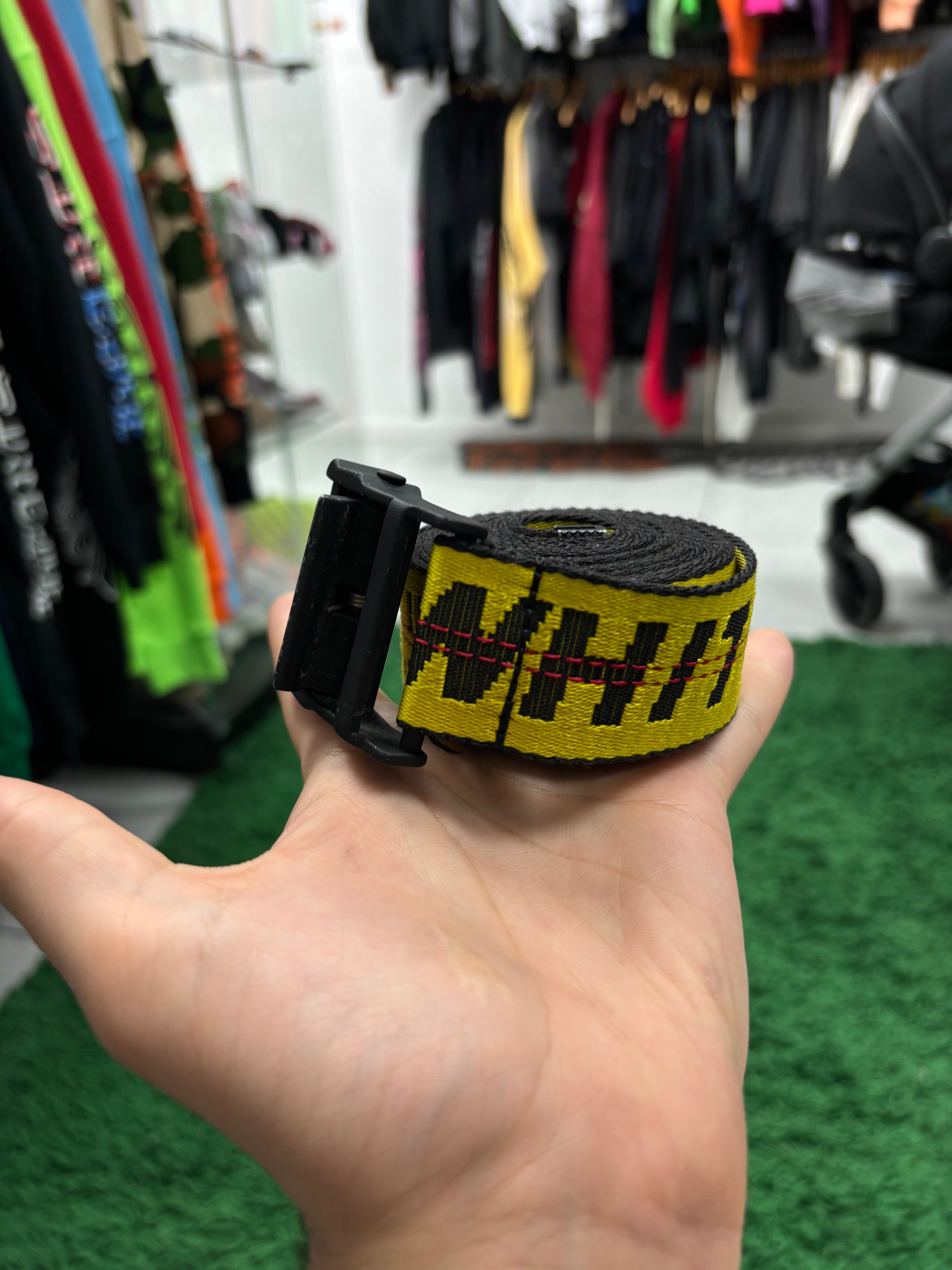 Off White Belt Yellow size:OS Used