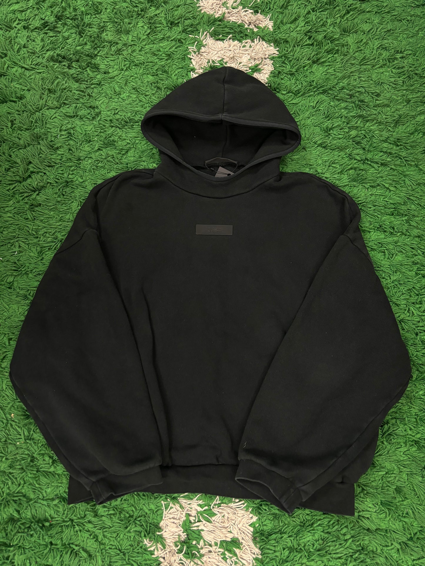 Essentials Hoodie Jet Black Used Large N/A