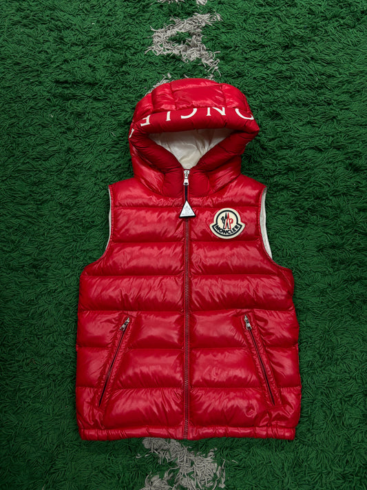 Moncler Hooded Logo Vest Red Used Kid's 12 (Fits a XXS)