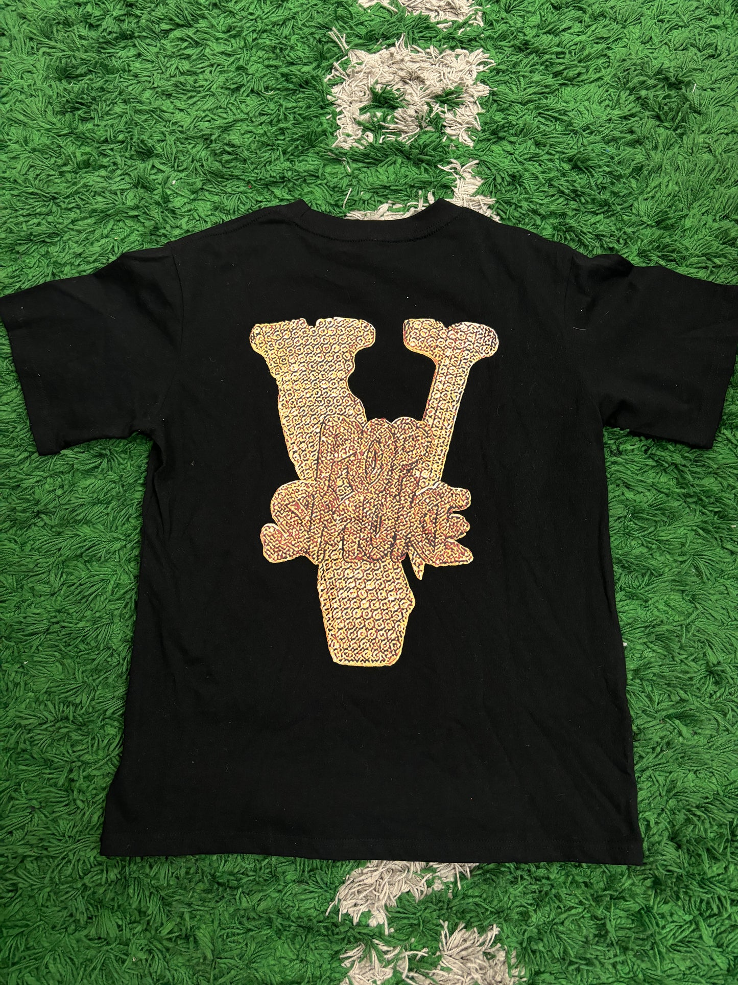 Vlone Tee Black Pop Smoke Used Medium N/A