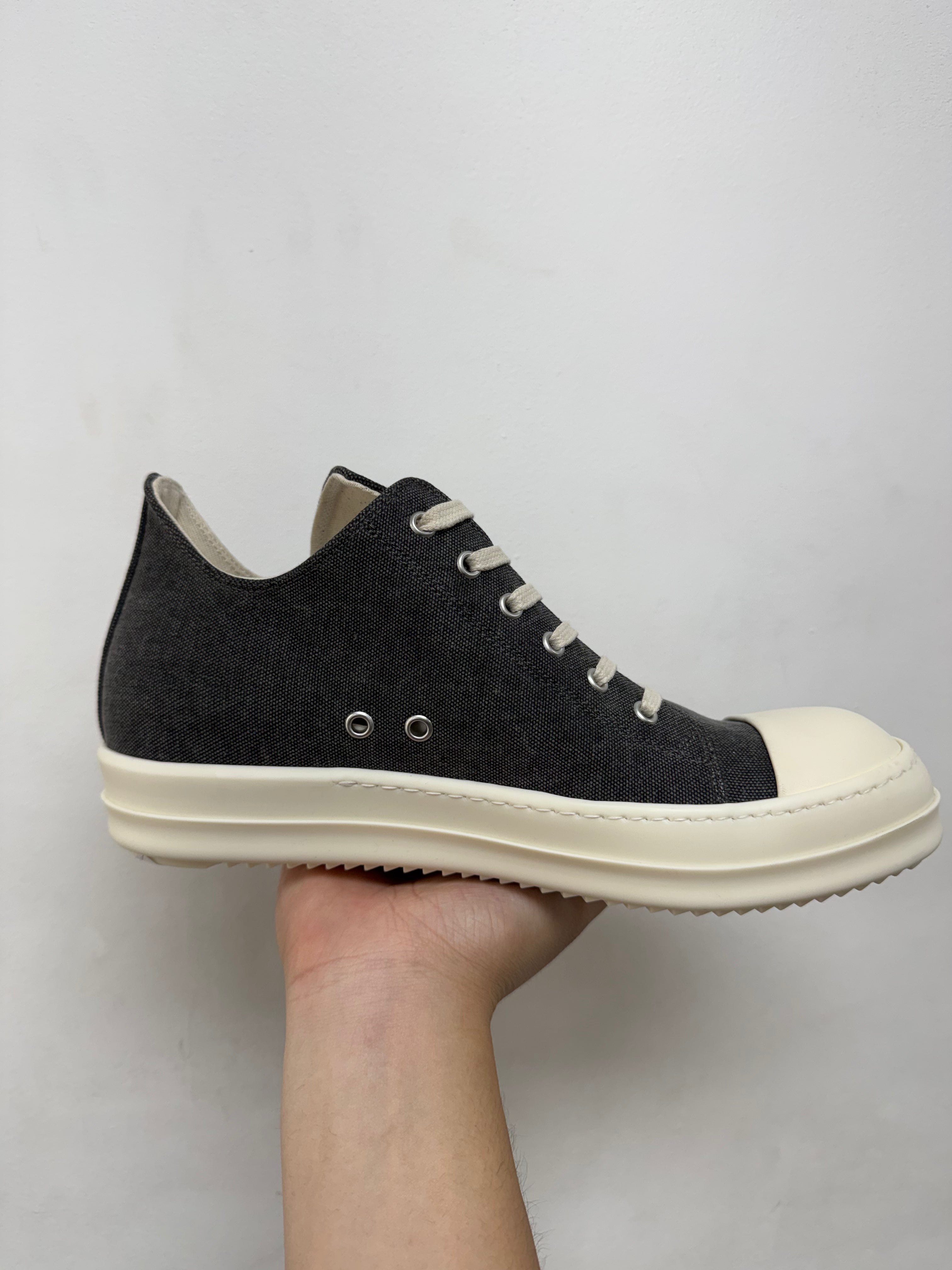 Rick Owens Gravel & Milk DRKSHDW Ramone Low Sneakers