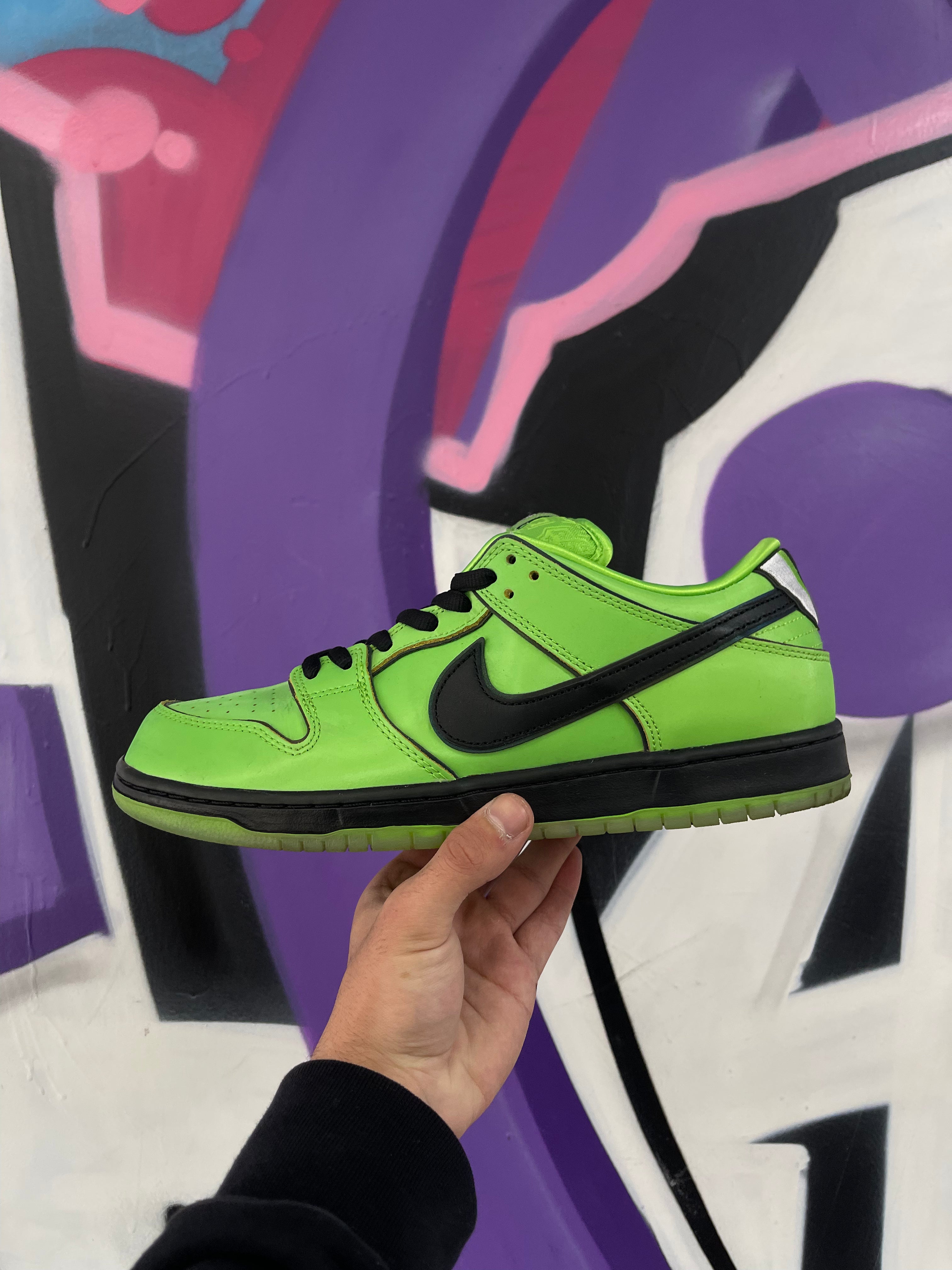 Nike SB Dunk Low Powerpuff Buttercup Sneakers