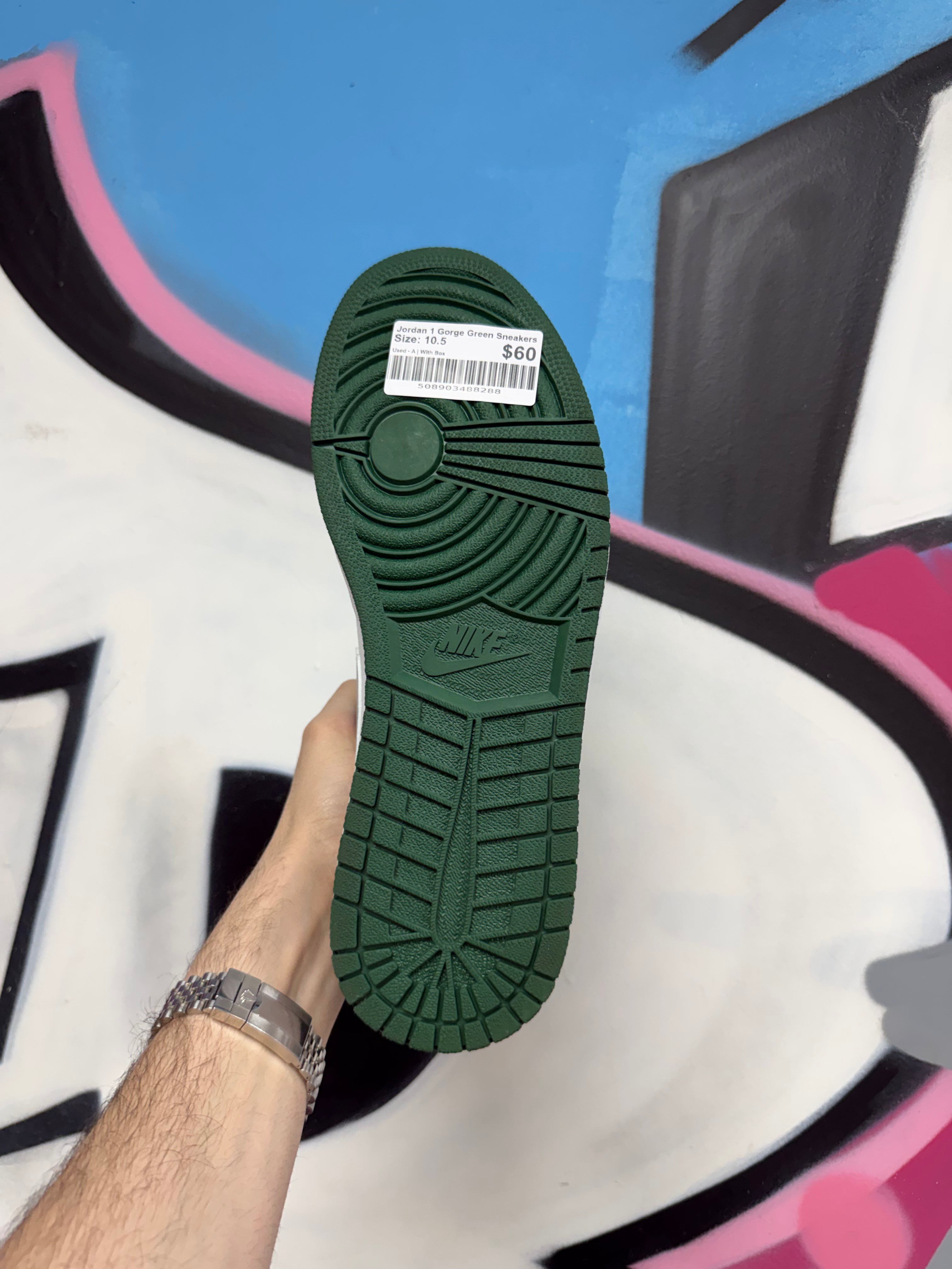 Jordan 1 Gorge Green Sneakers