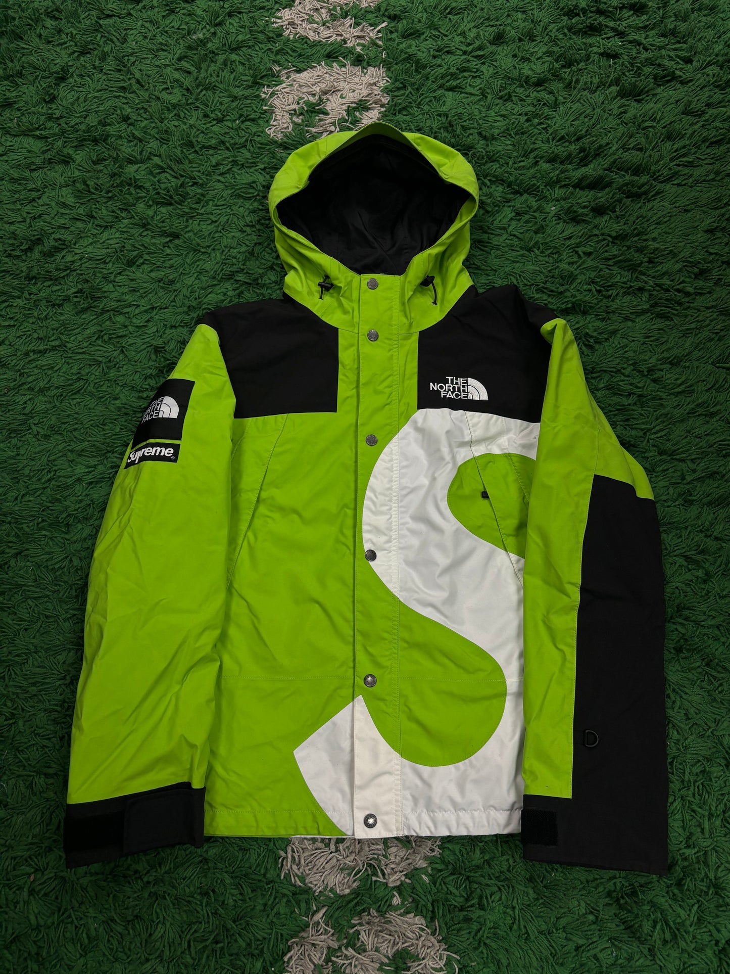 Supreme TNF Windbreaker Neon Black White Used Large N/A