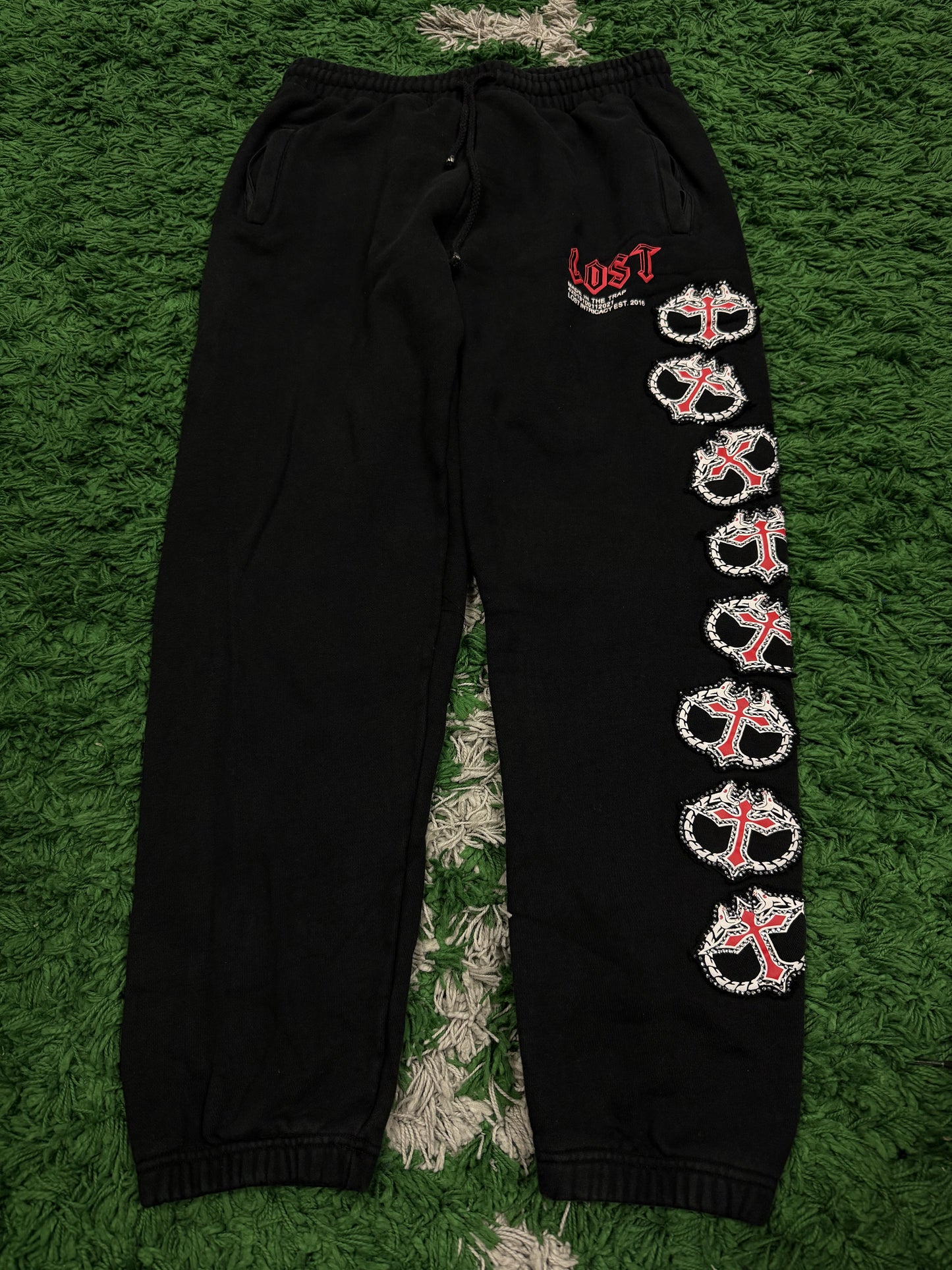 LOST Mitt Sweats Black Red Used XL N/A