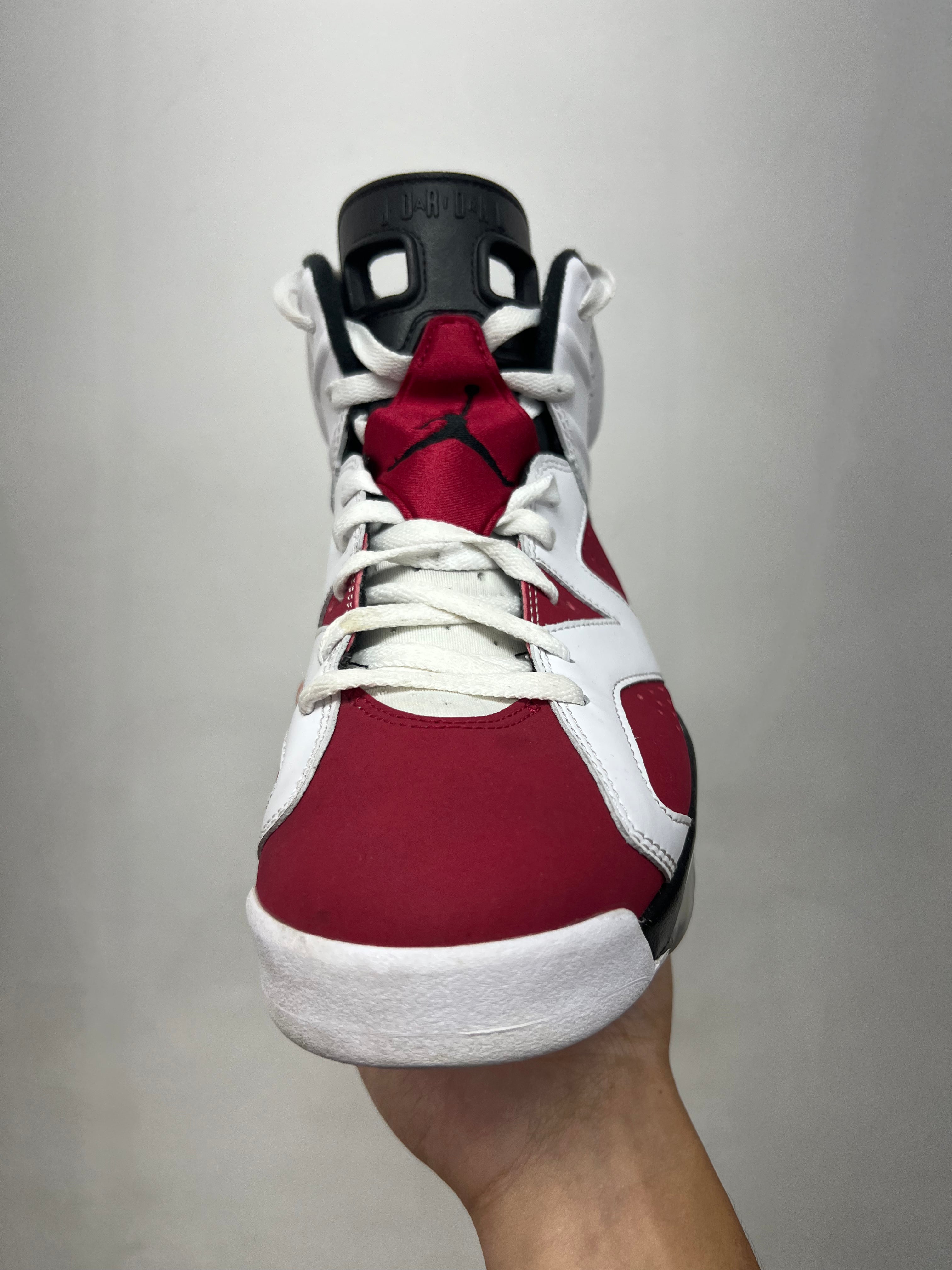Jordan 6 Carmine Sneakers